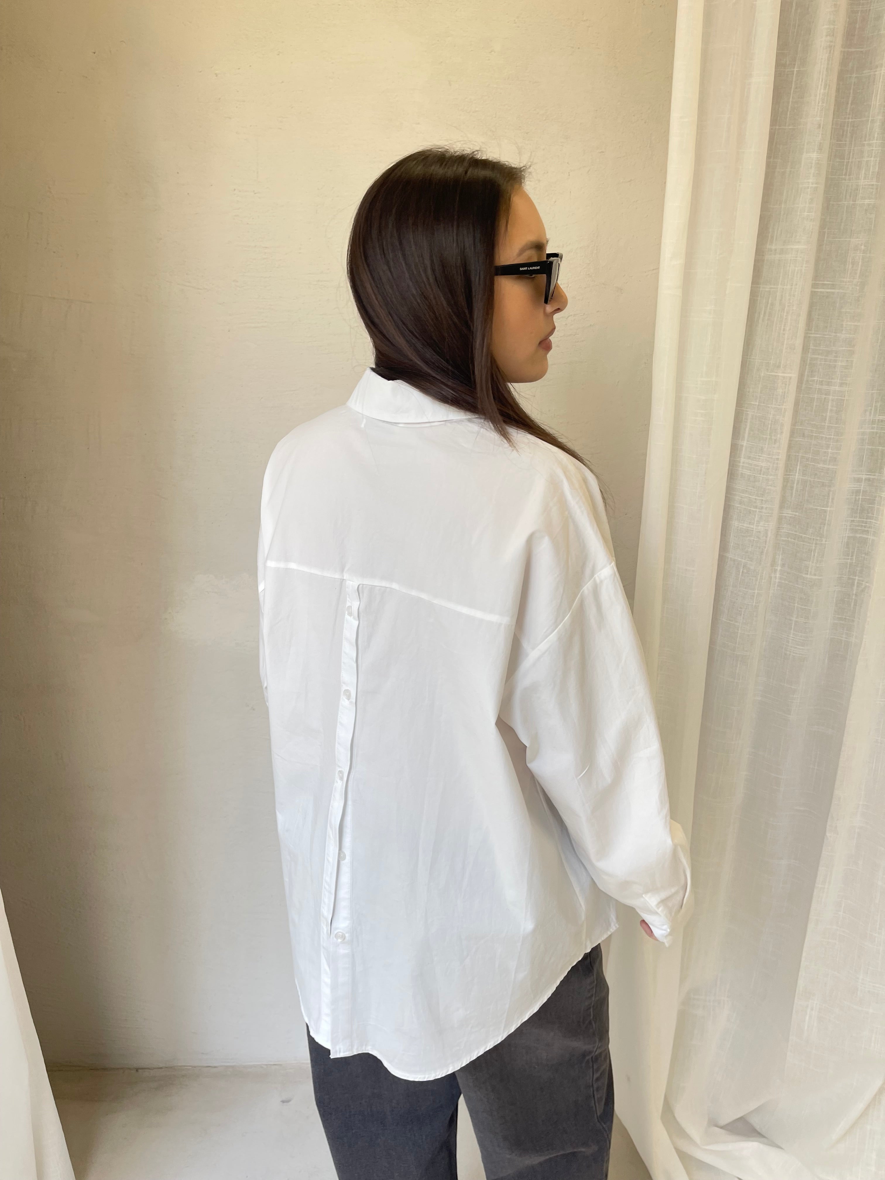 Austin | Buttoned White Shirt