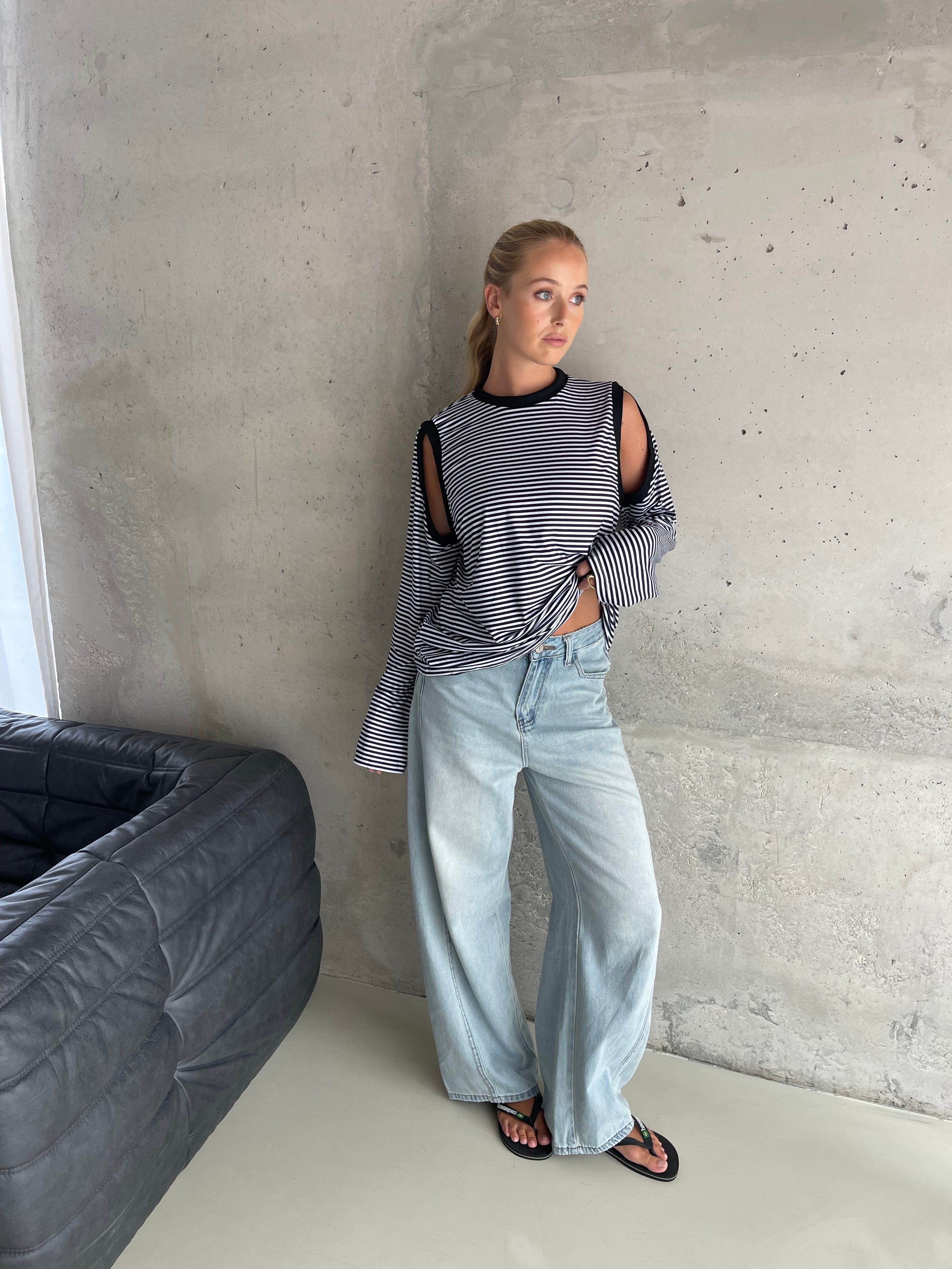 Aria | Cut-Out Top