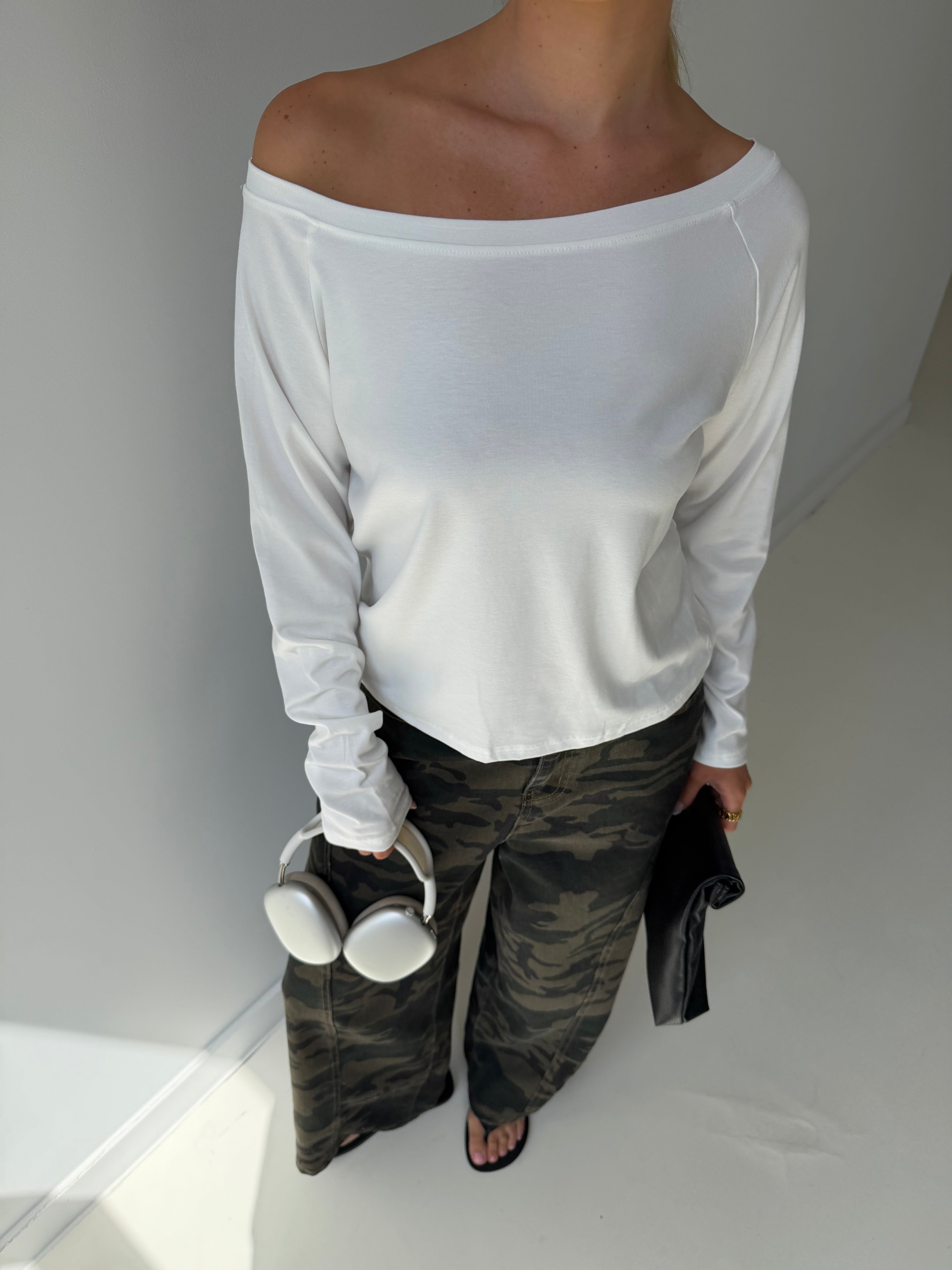 Aris | One Shoulder Longsleeve Top - White