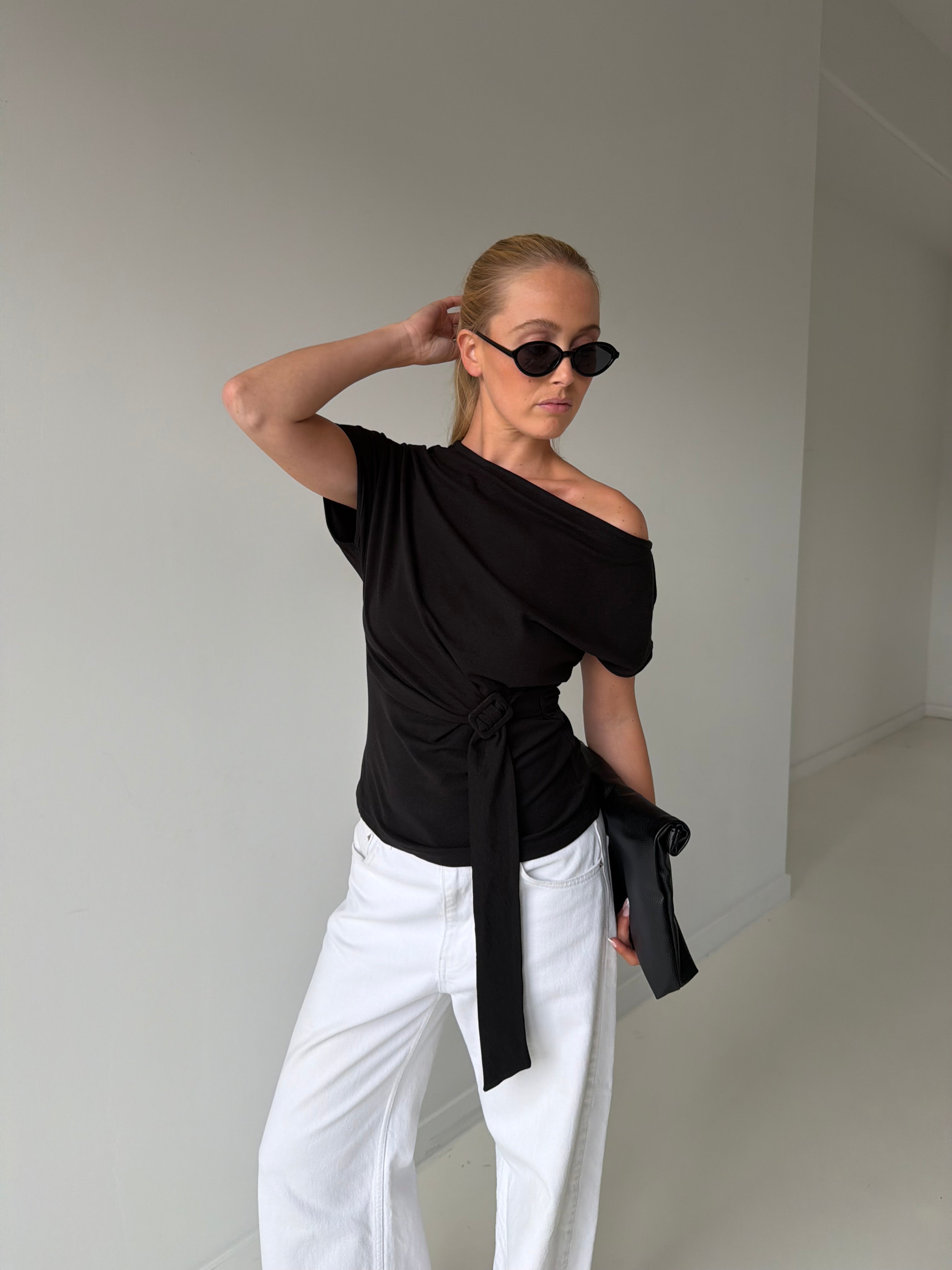Ary | Belted Top Black