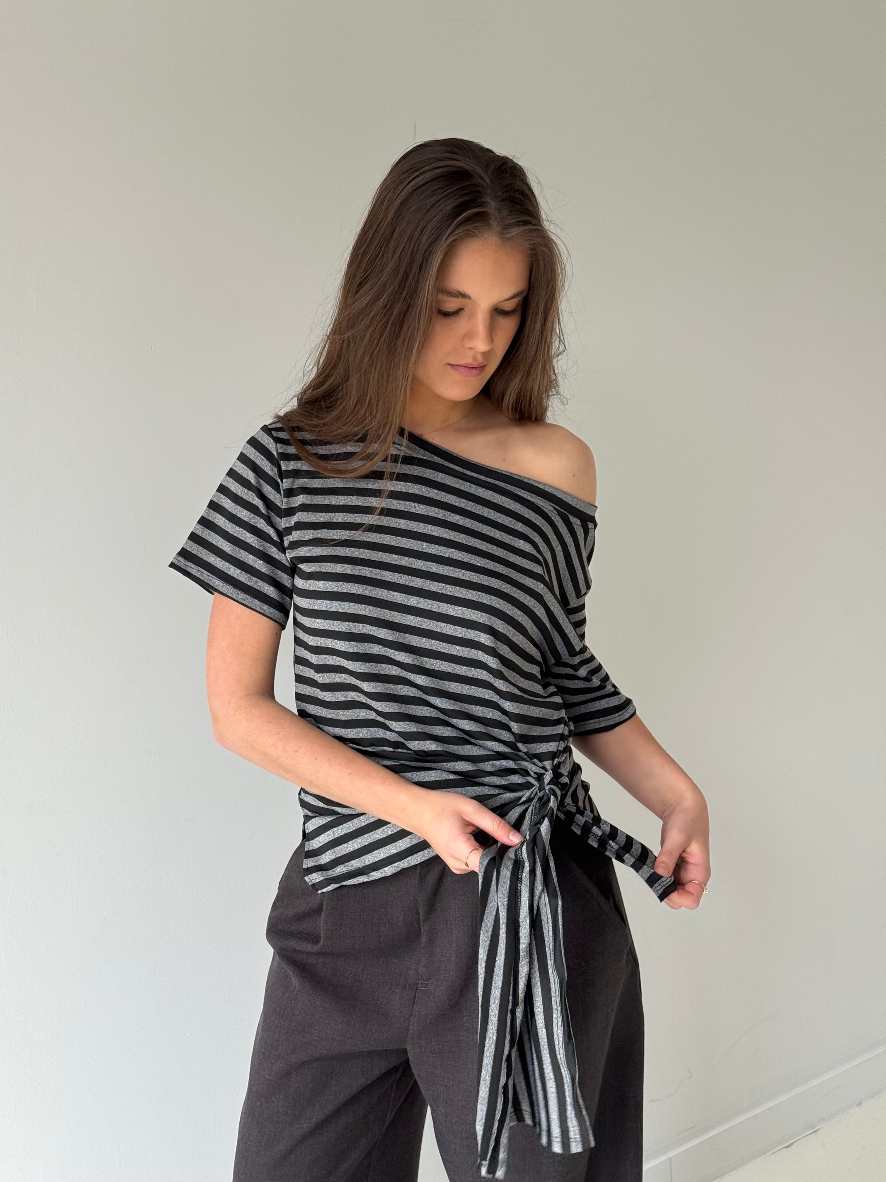 Ayleen | Striped Sied Tied Tshirt