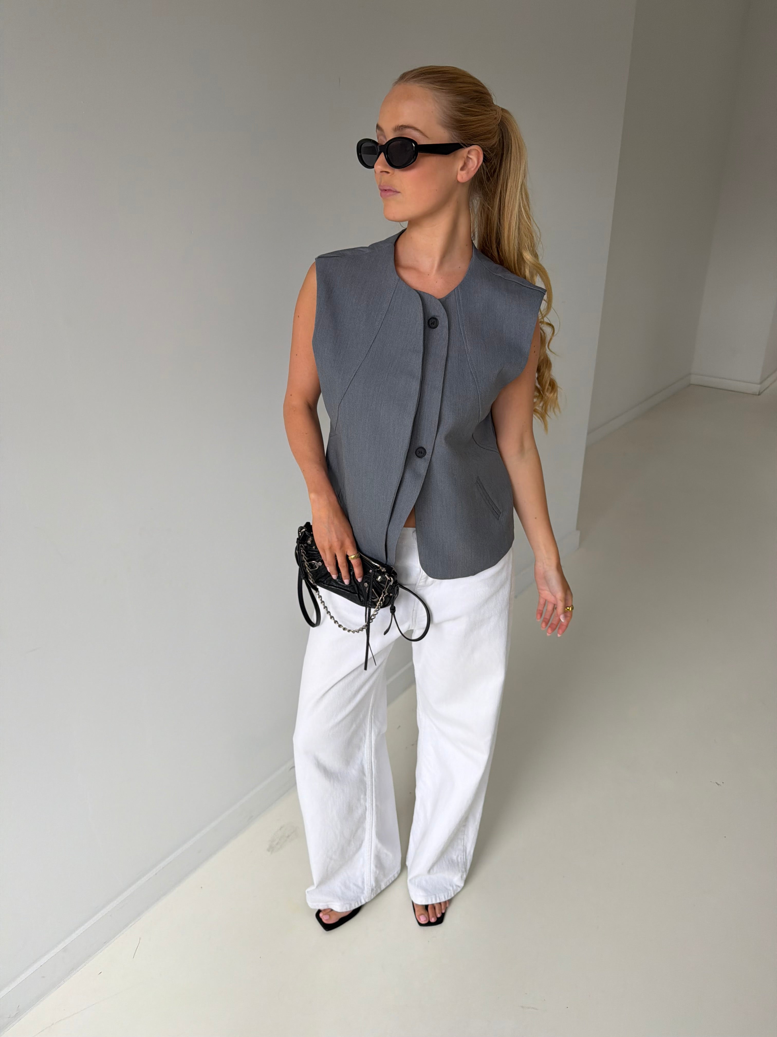 Emma | Double Layered Sleeveless Vest