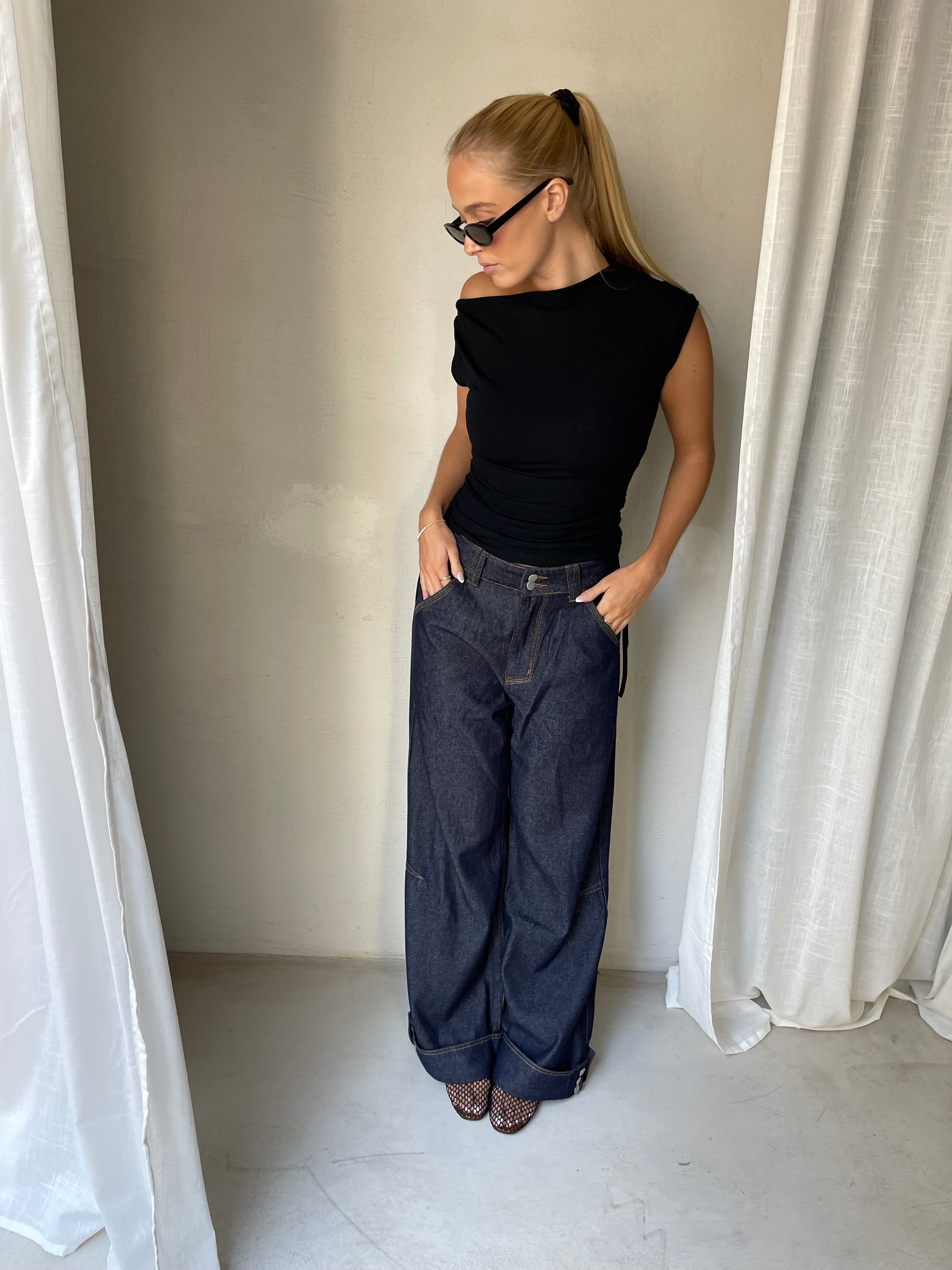 Alfie | One Shoulder Assymetric Top