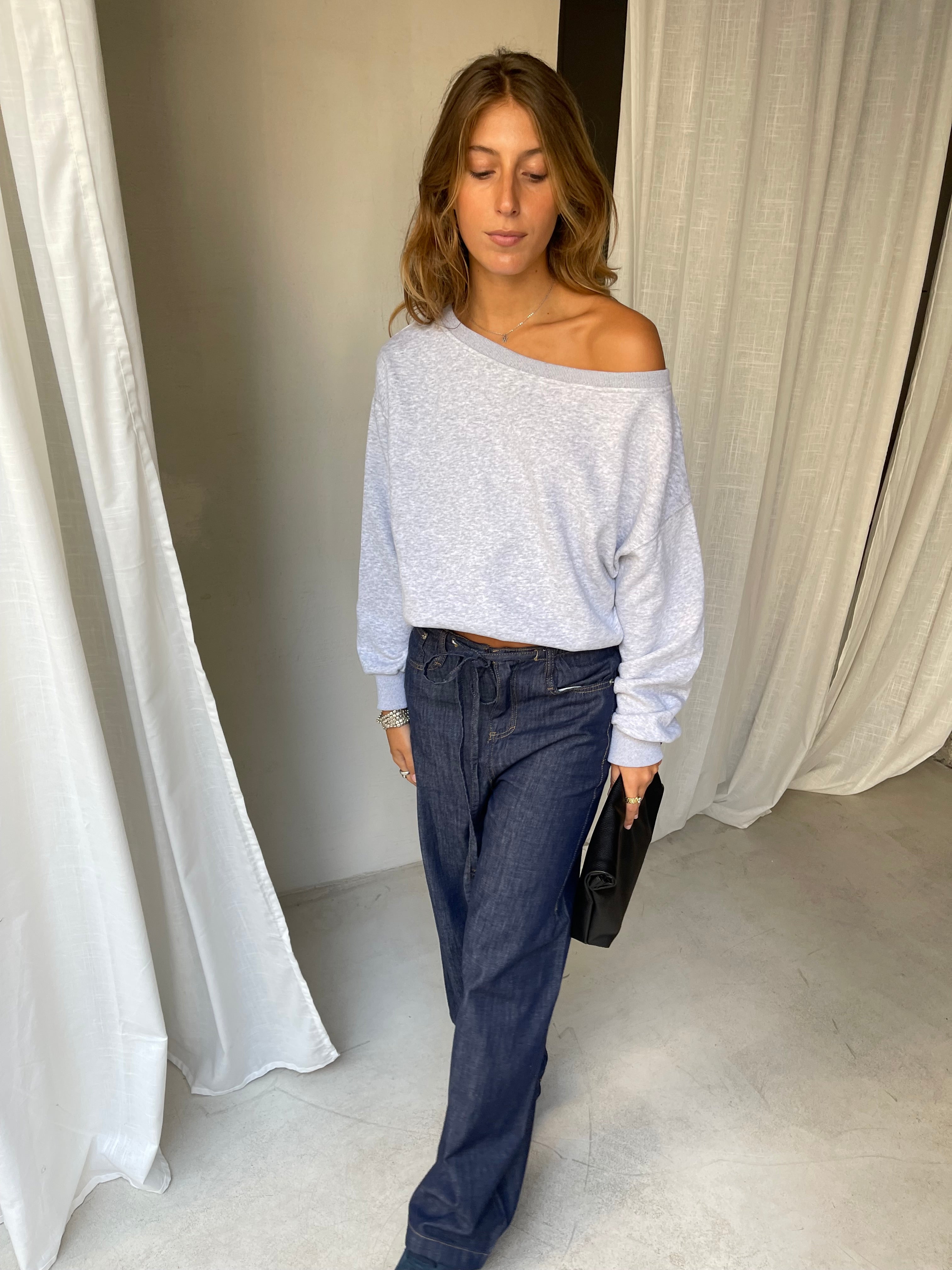 Bella | Oversized Off Shoulder Sweater