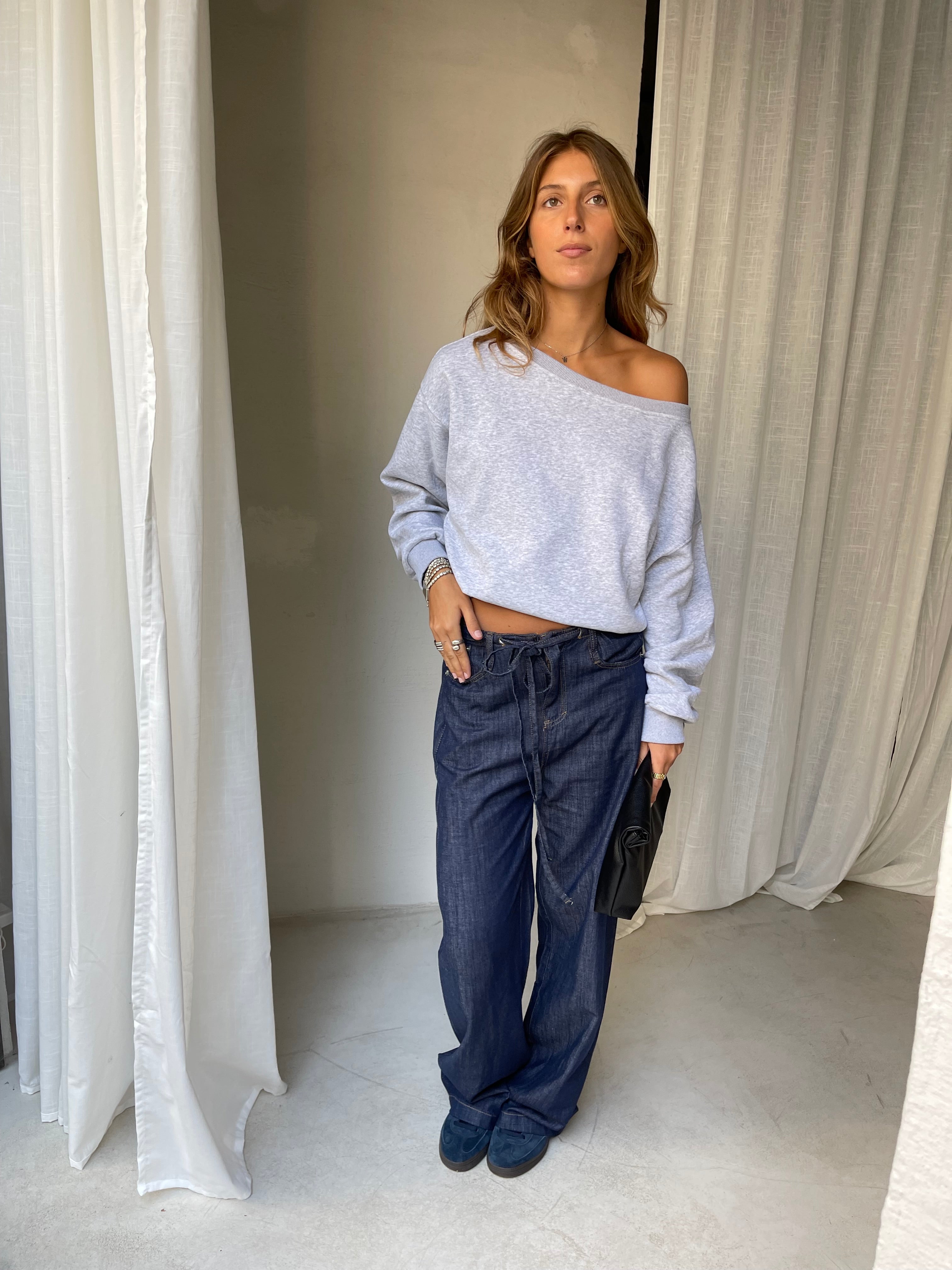 Bella | Oversized Off Shoulder Sweater
