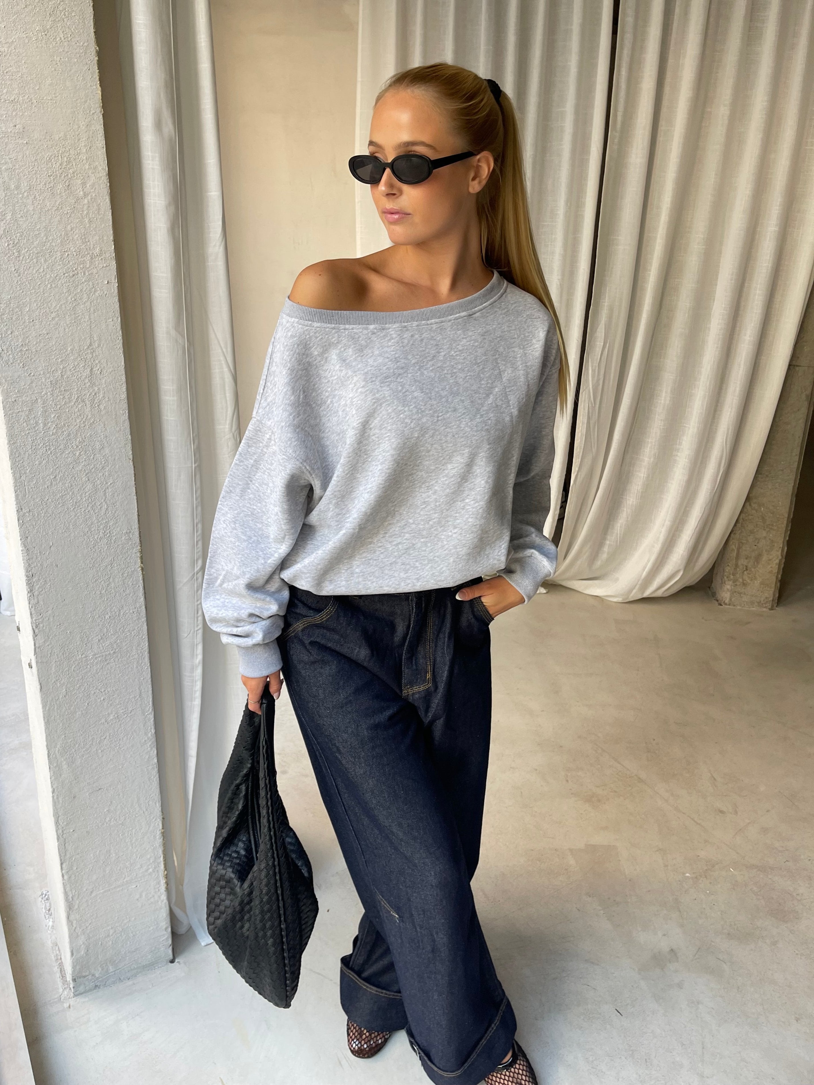 Bella | Oversized Off Shoulder Sweater