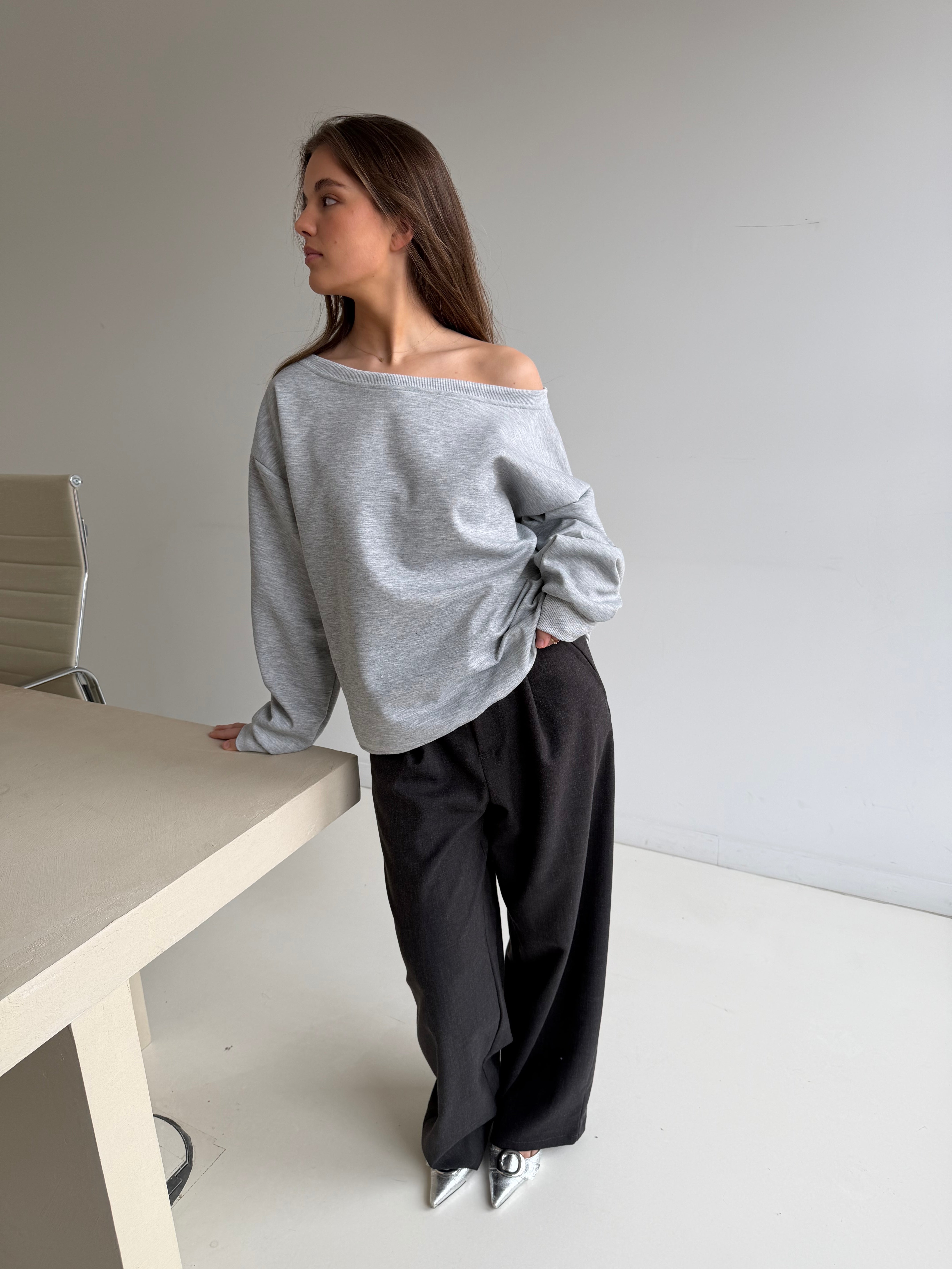 Bella | Oversized One Shoulder Sweatshirt