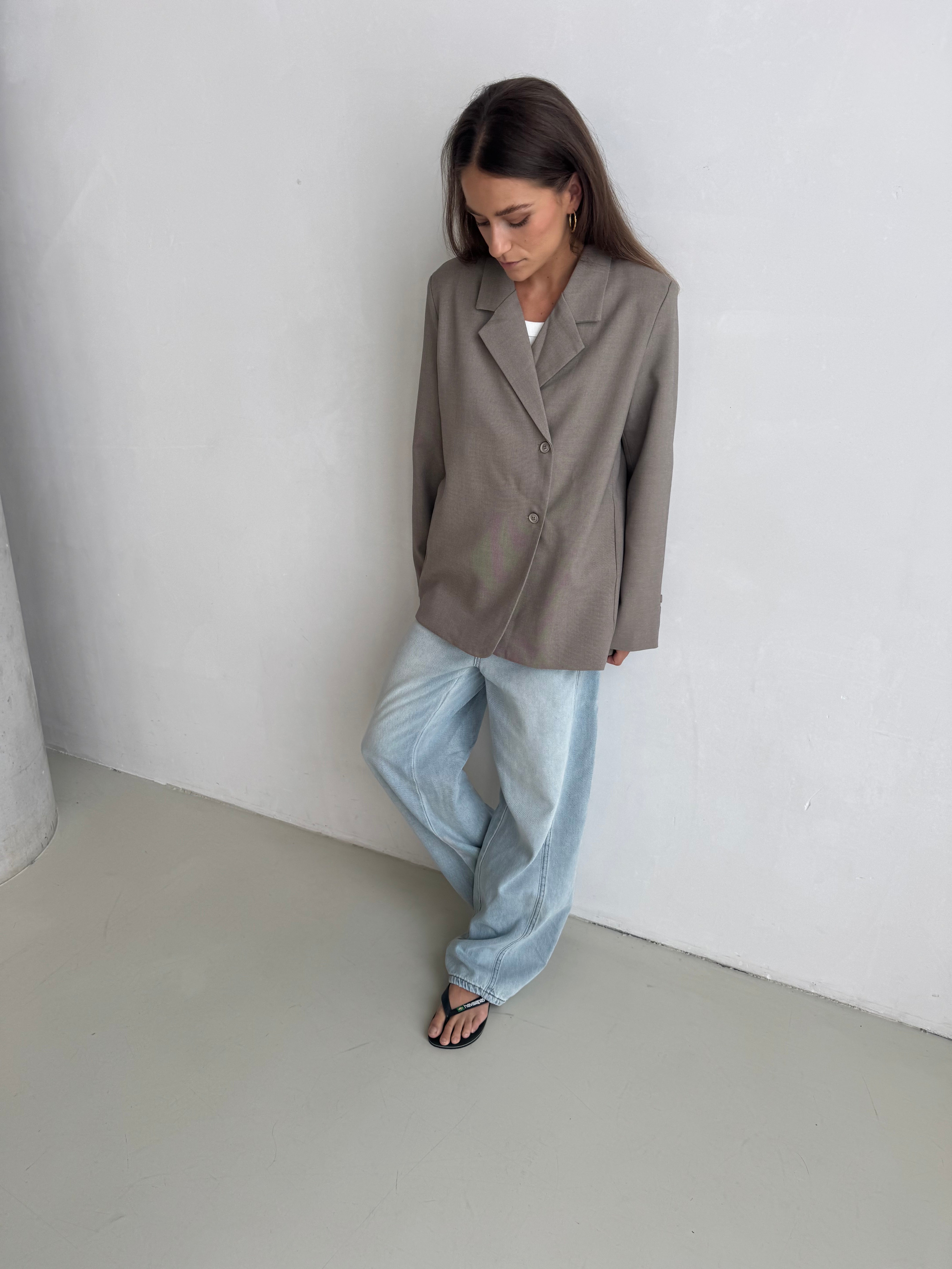 Edith | Assymetric Button Blazer