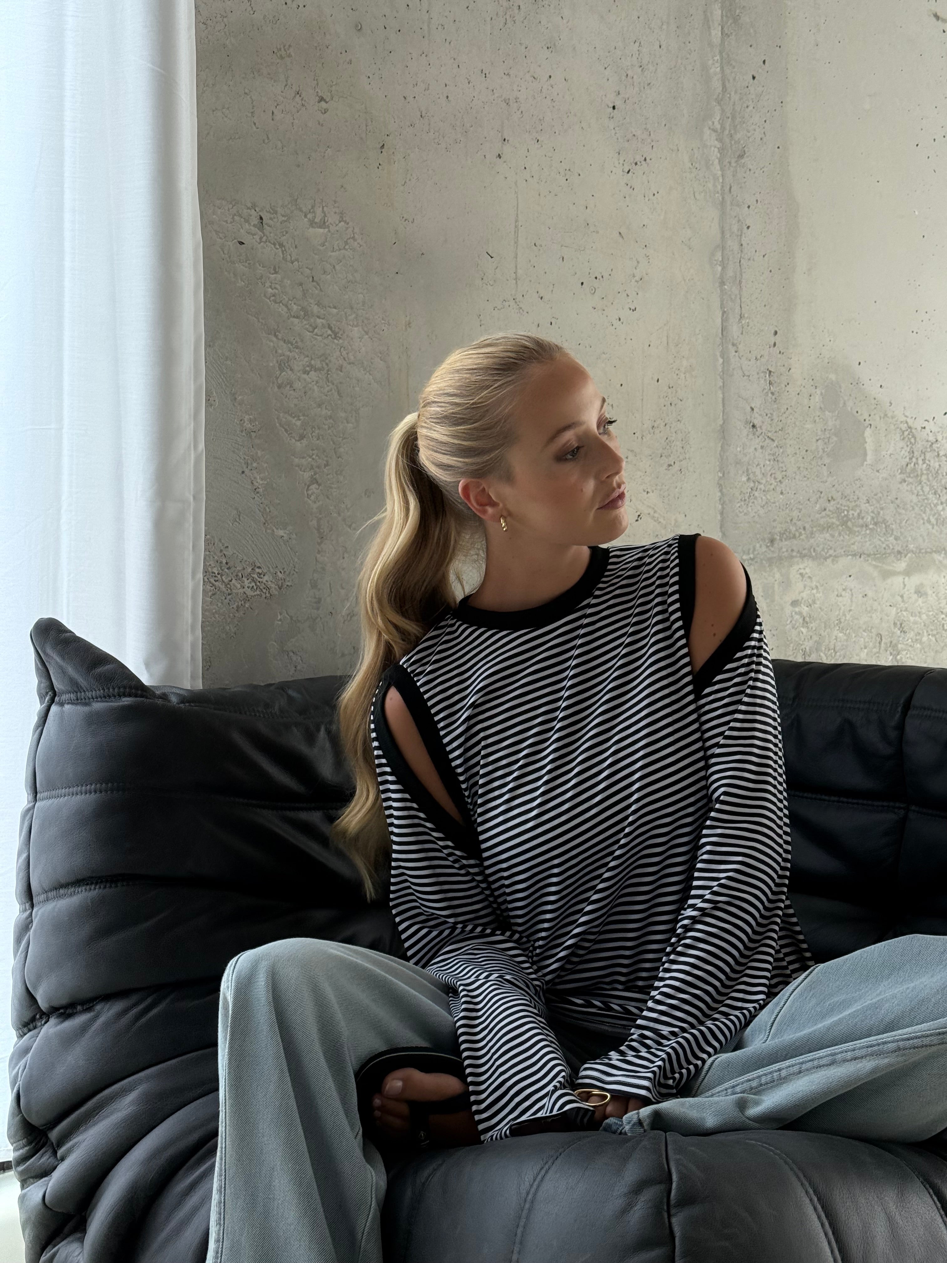 Aria | Cut-Out Top