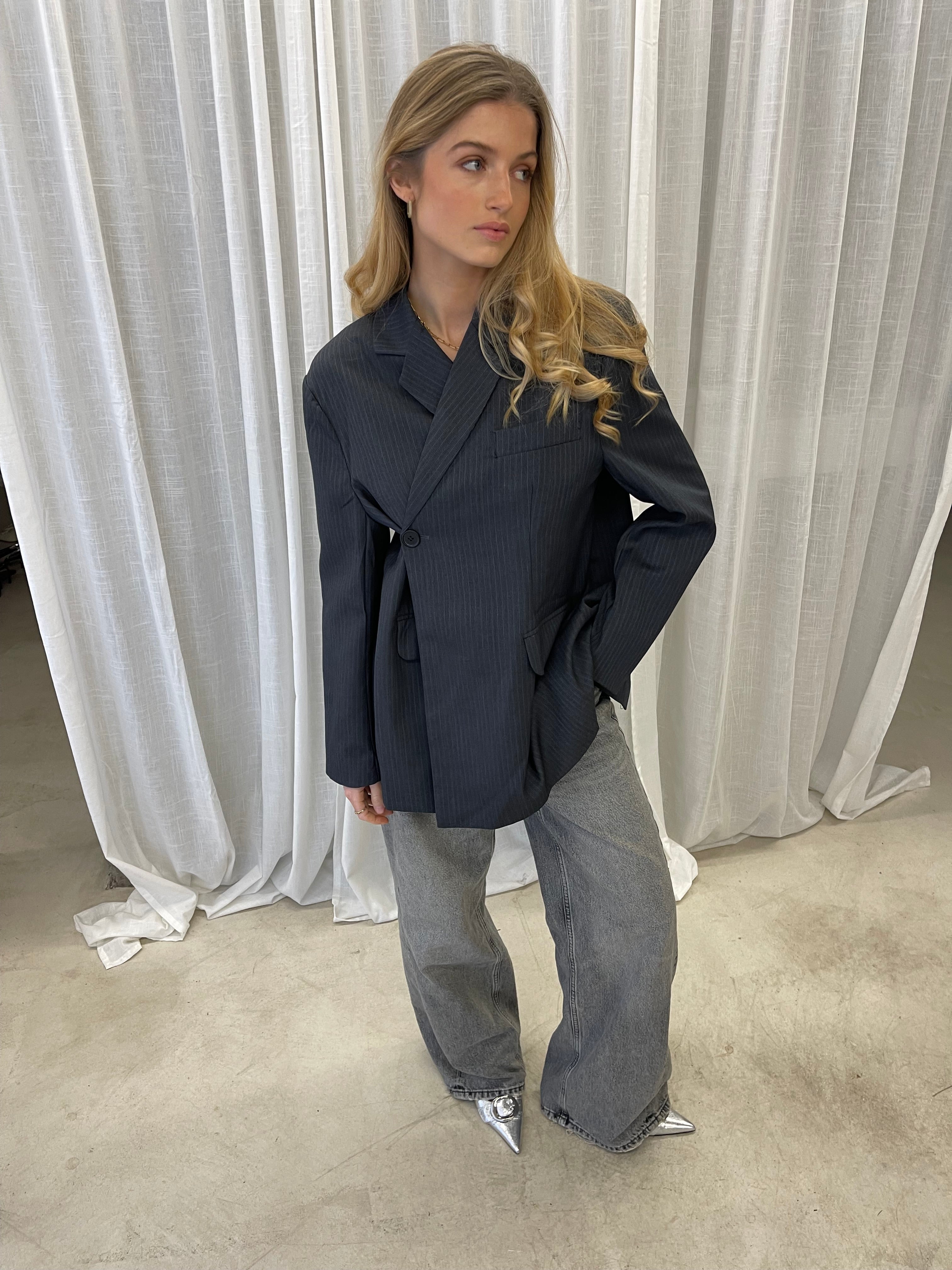 Eve | Side Buttoned Blazer