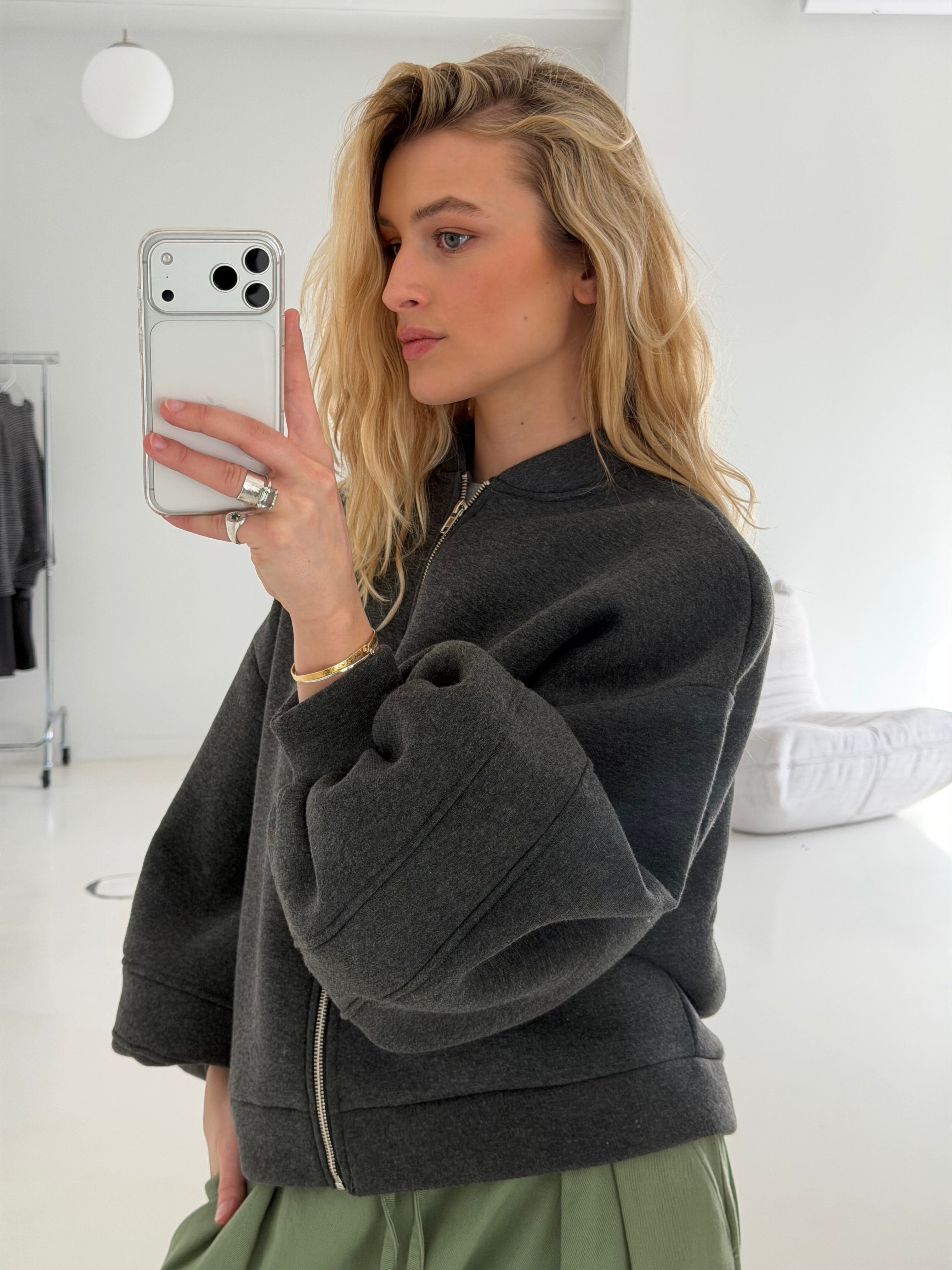 Beth | Zipped Balloon Vest - Dark Grey