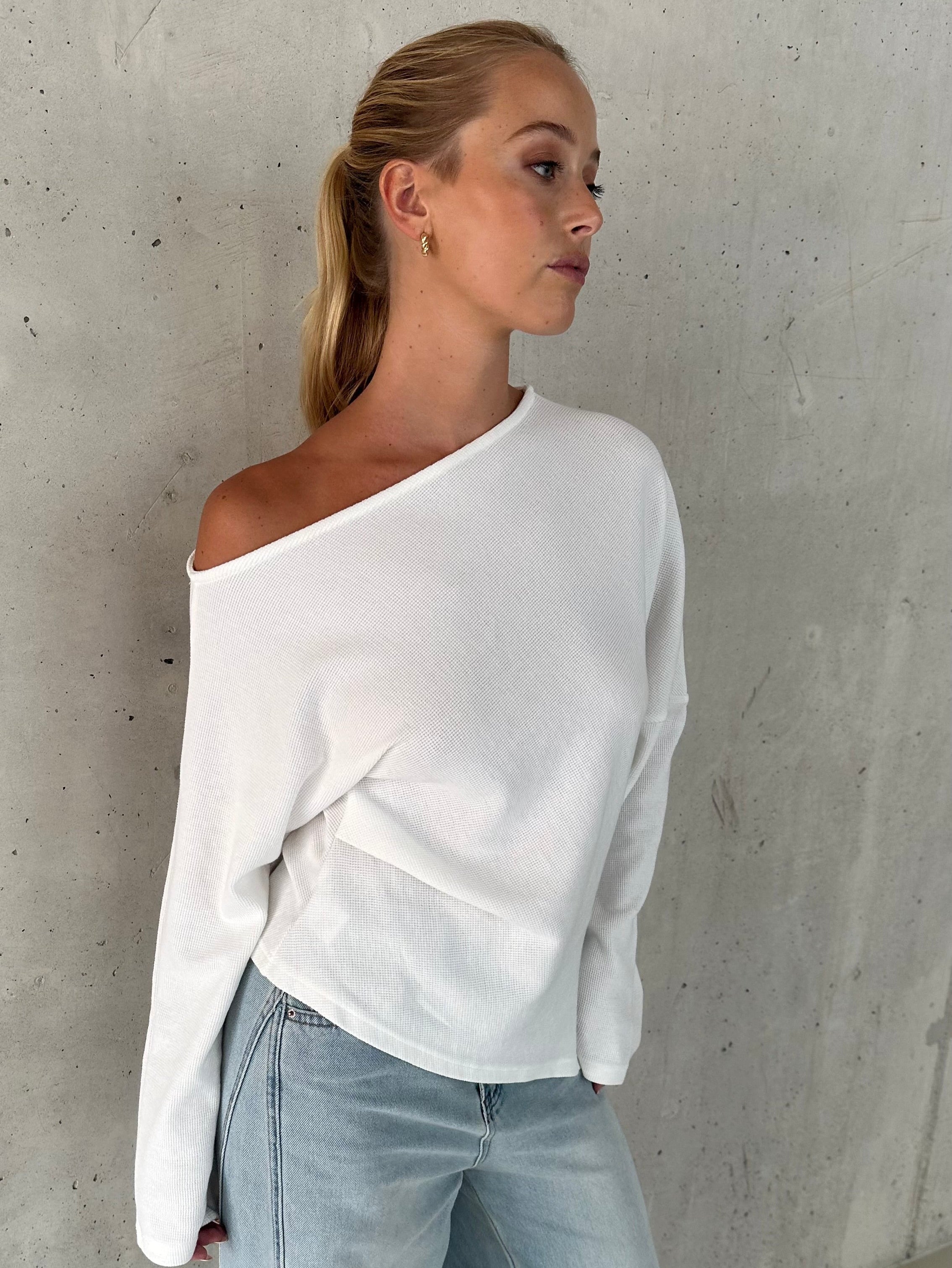 Asher | One Shoulder Top White