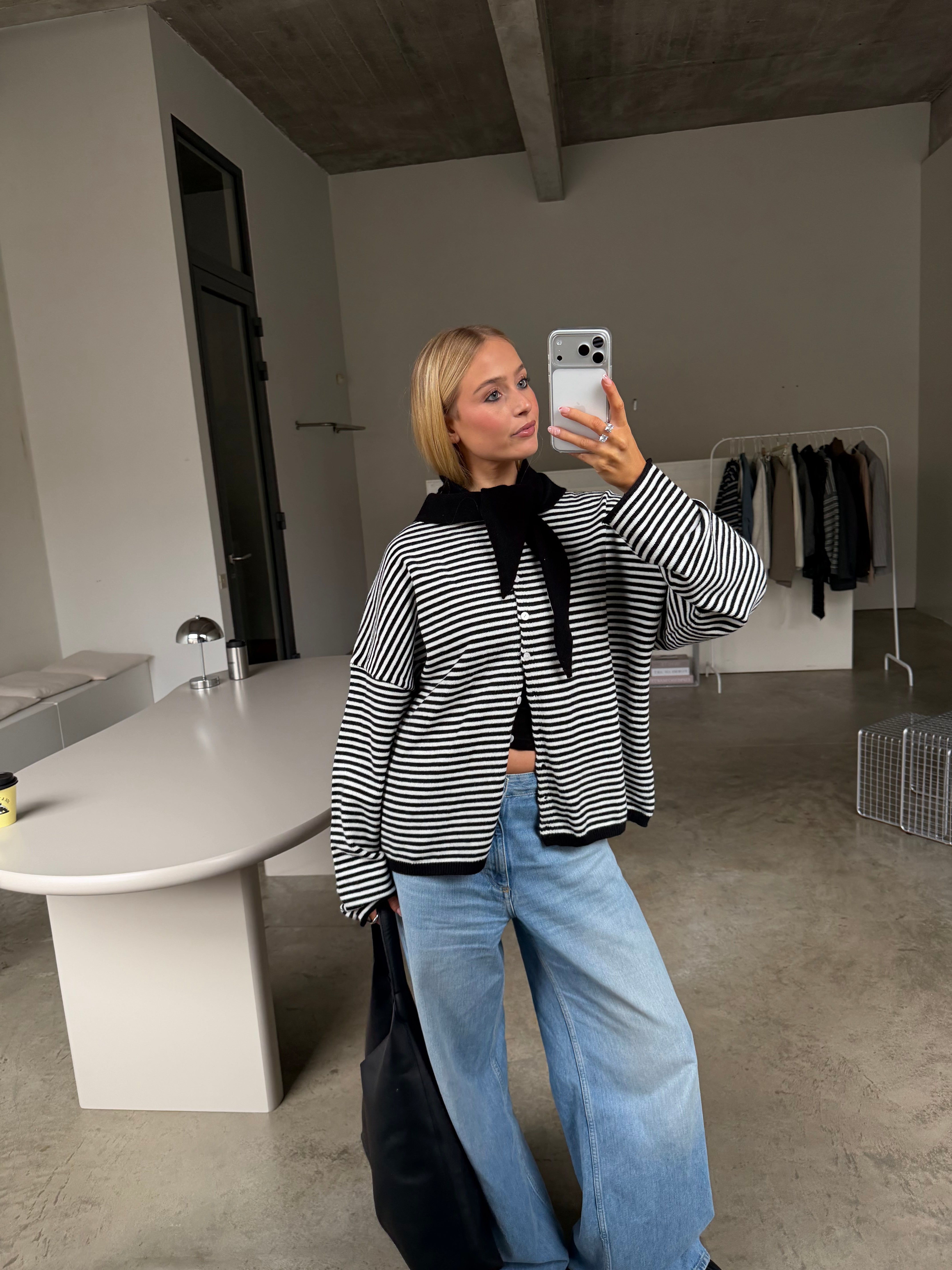 Wool Triangle Scarf - Black