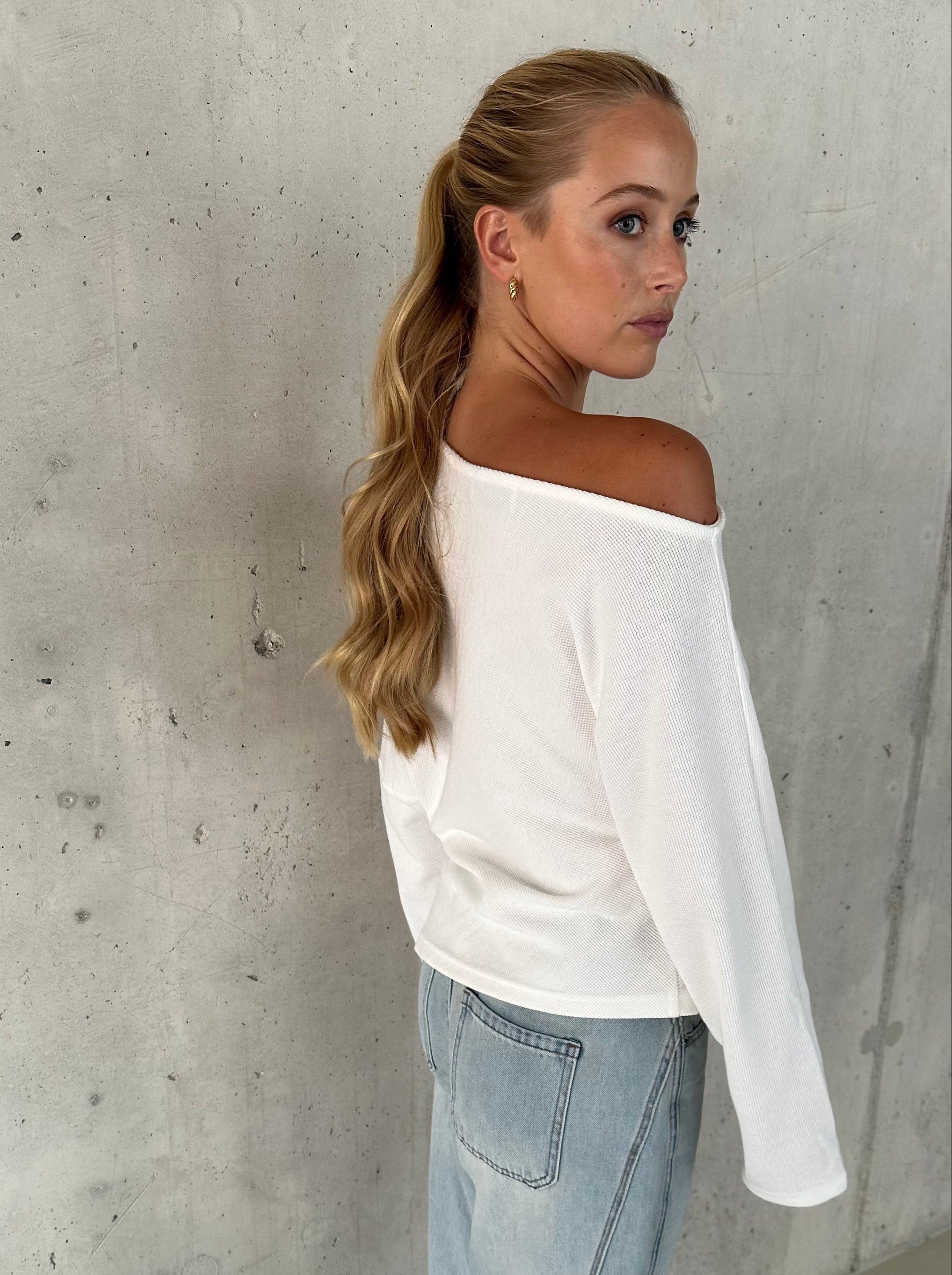 Asher | One Shoulder Top White