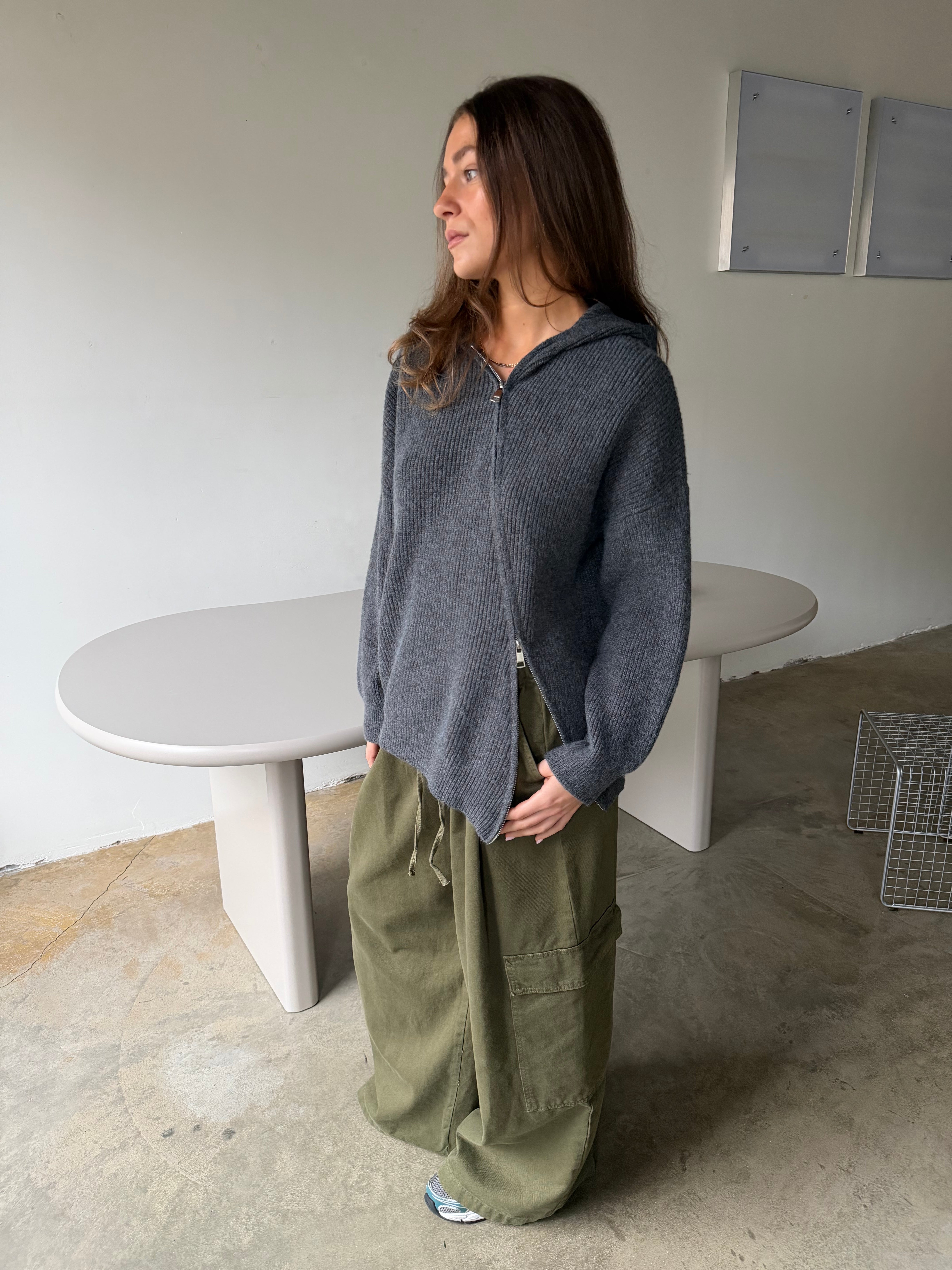 Bradley | Zipped Diagonal Hoodie - Grey