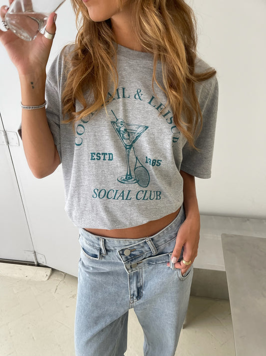 Alyna | Cocktails & Leisure Tshirt