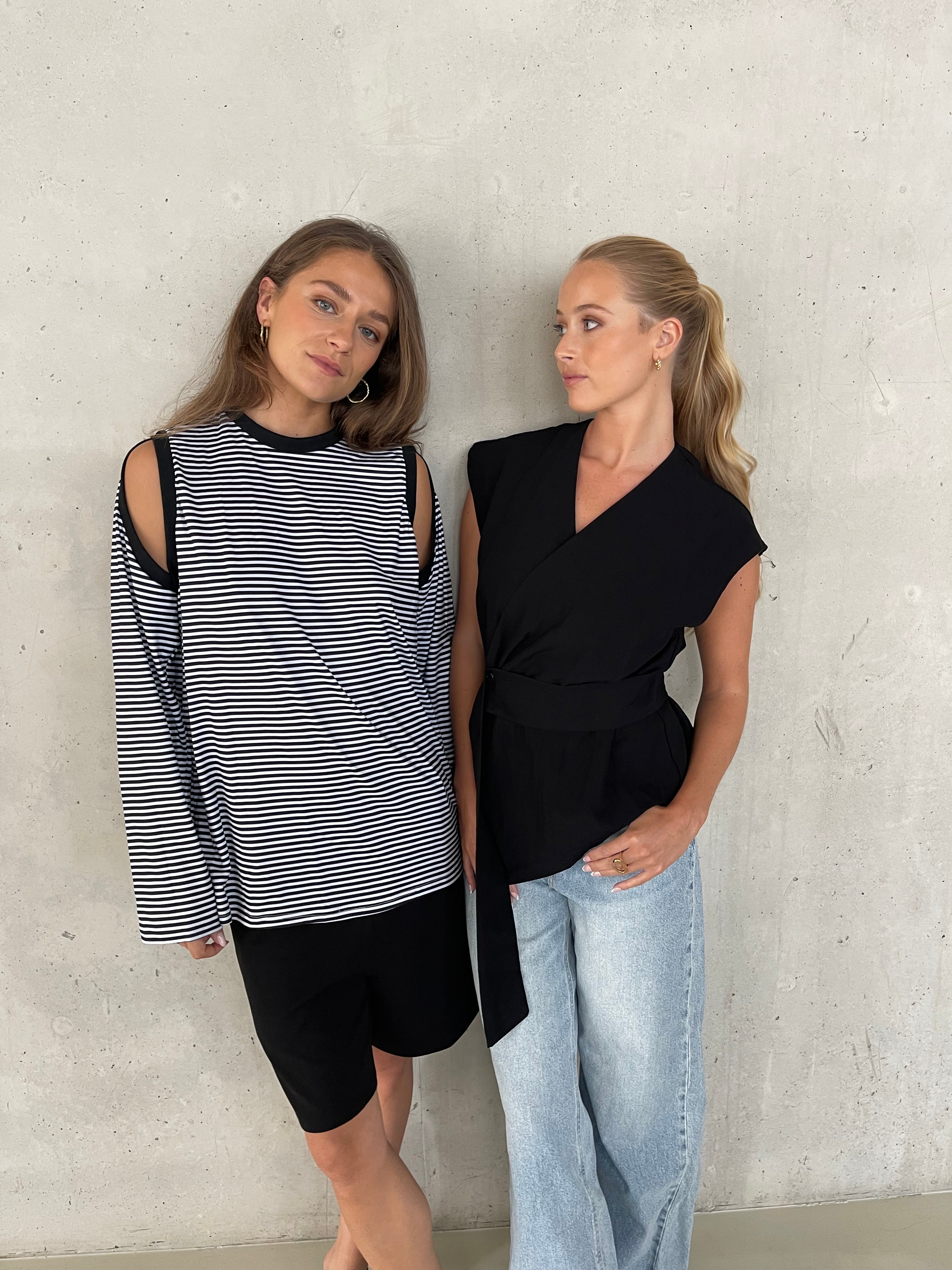 Aura | Waist Band Top