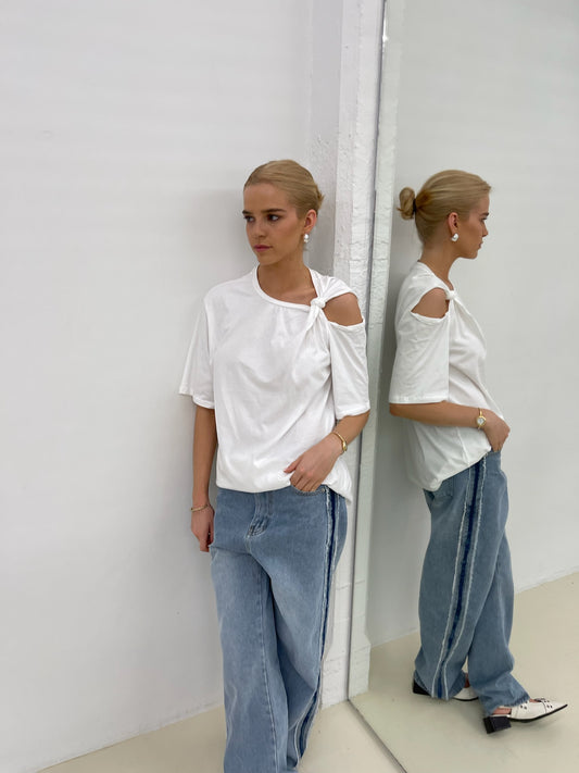 Amani | Knotted Cut-Out Blouse