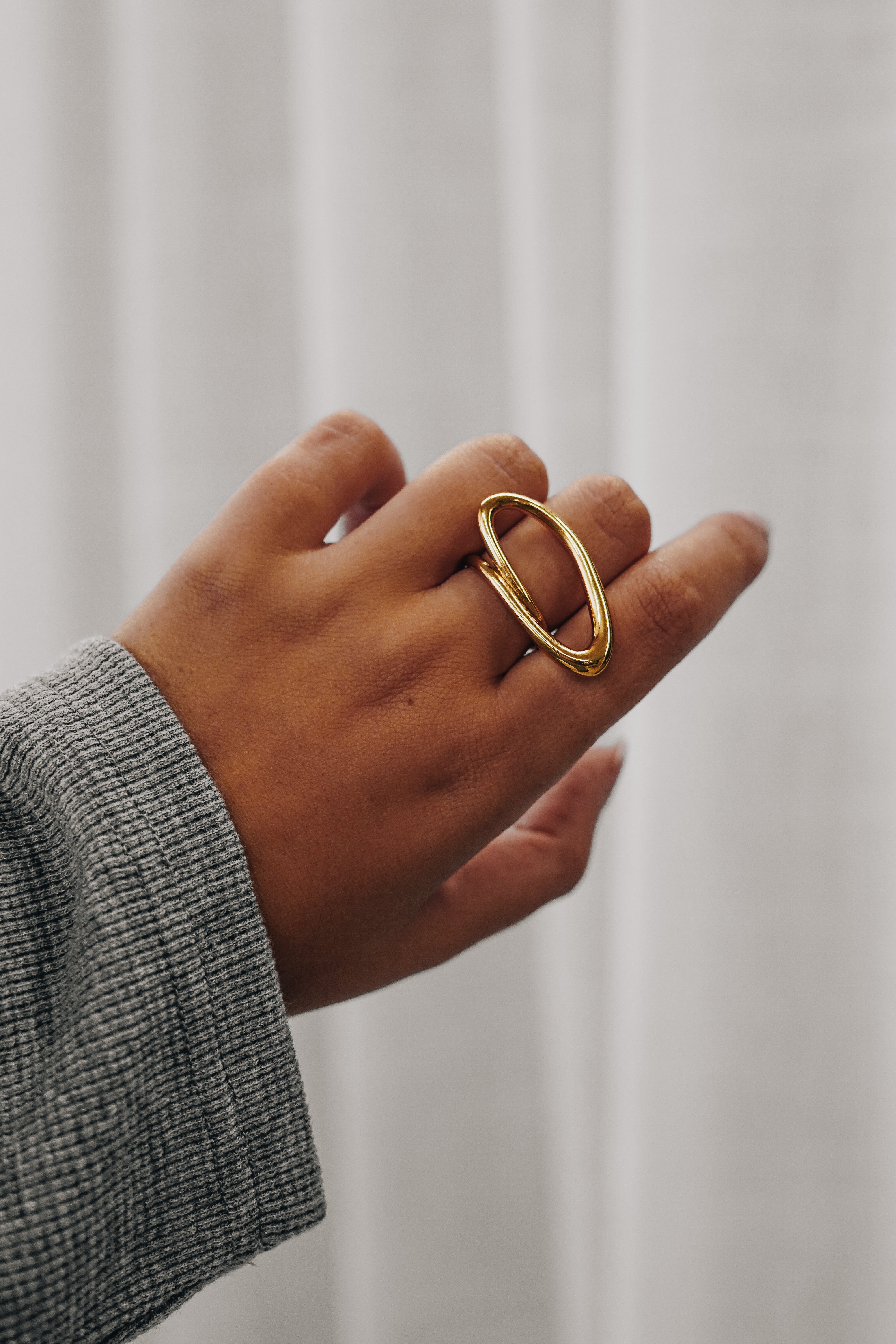 Orion | Oval Ring - Gold