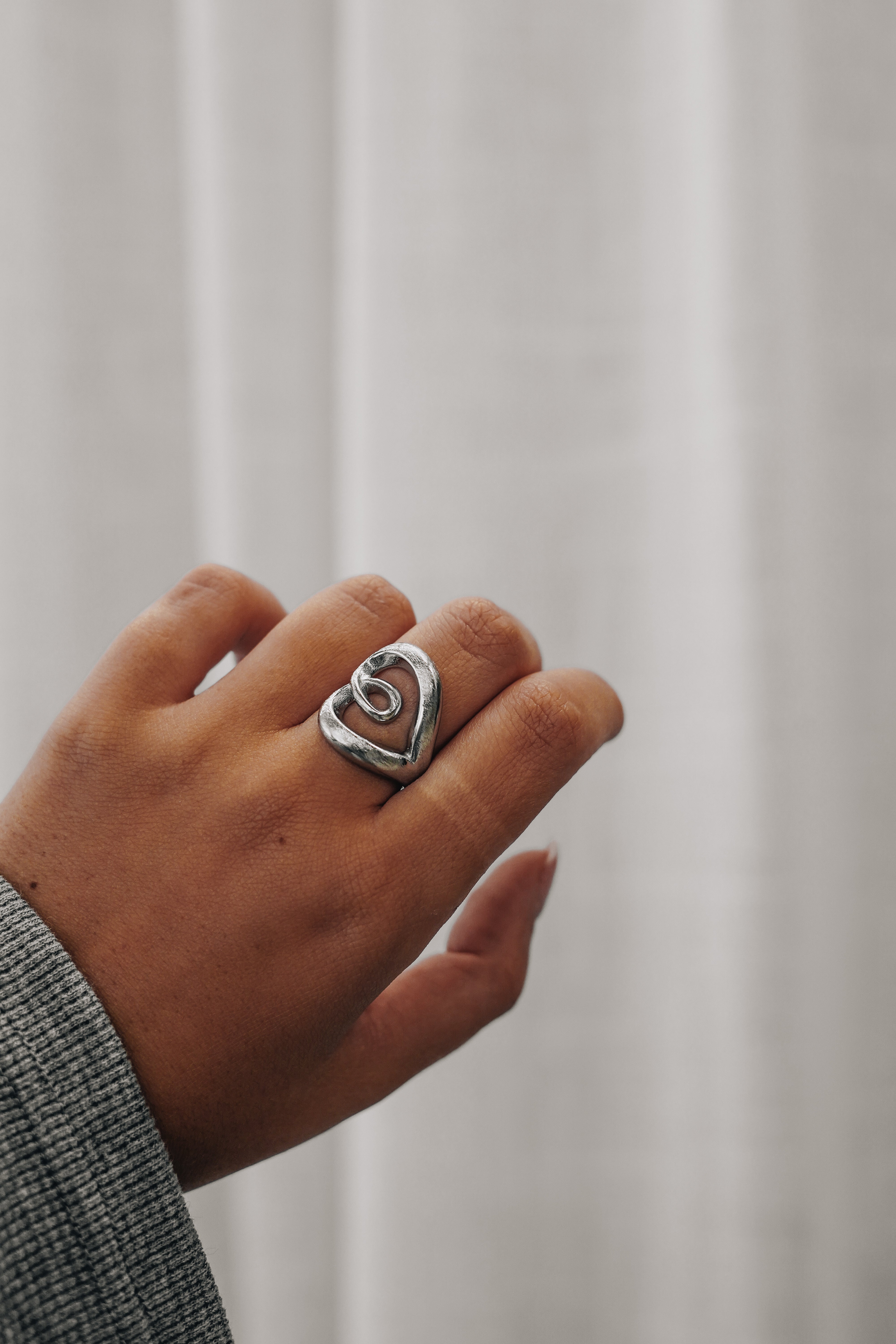 Lyra | Twist Ring - Silver