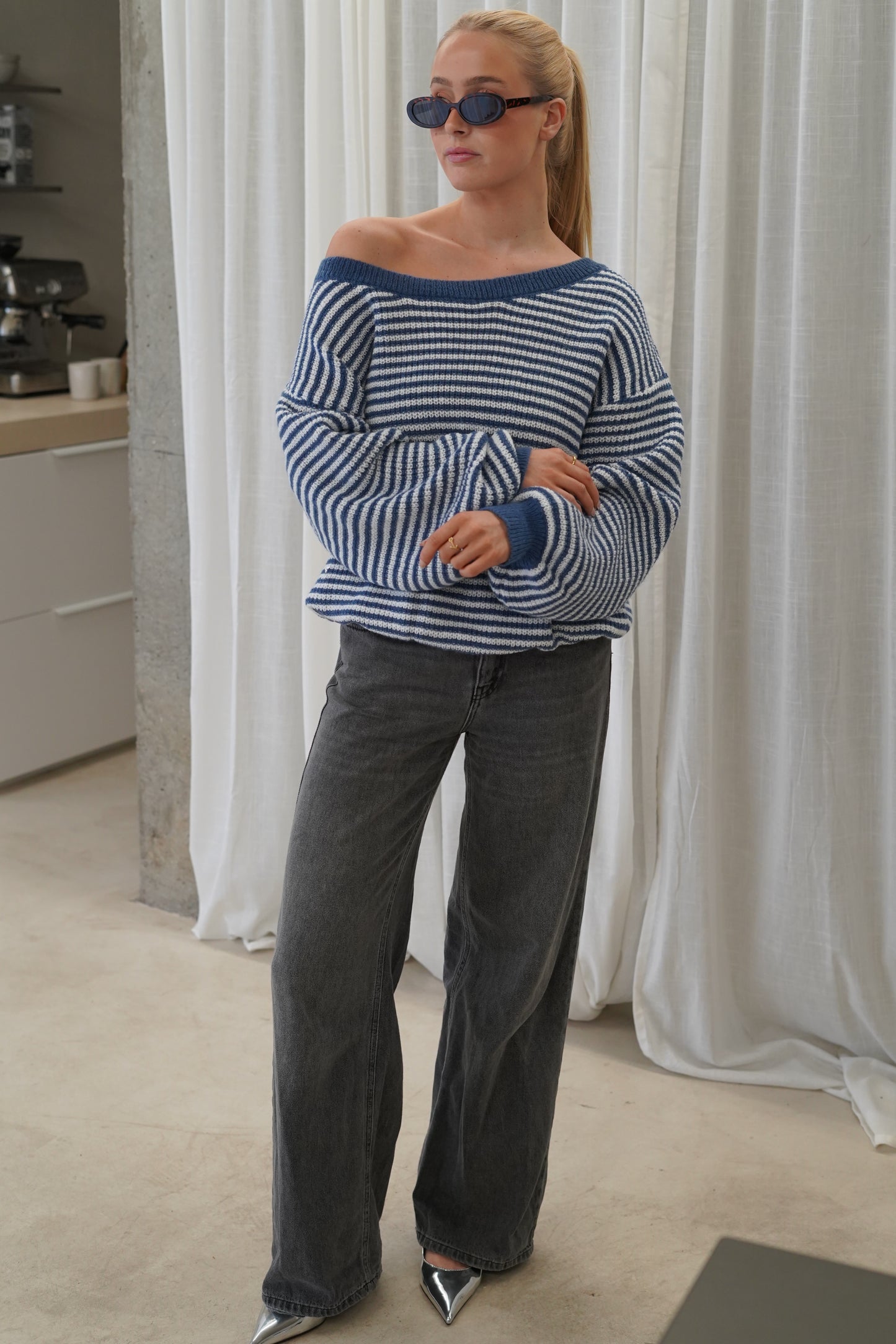 Byna | One Shoulder Striped Sweater Blue