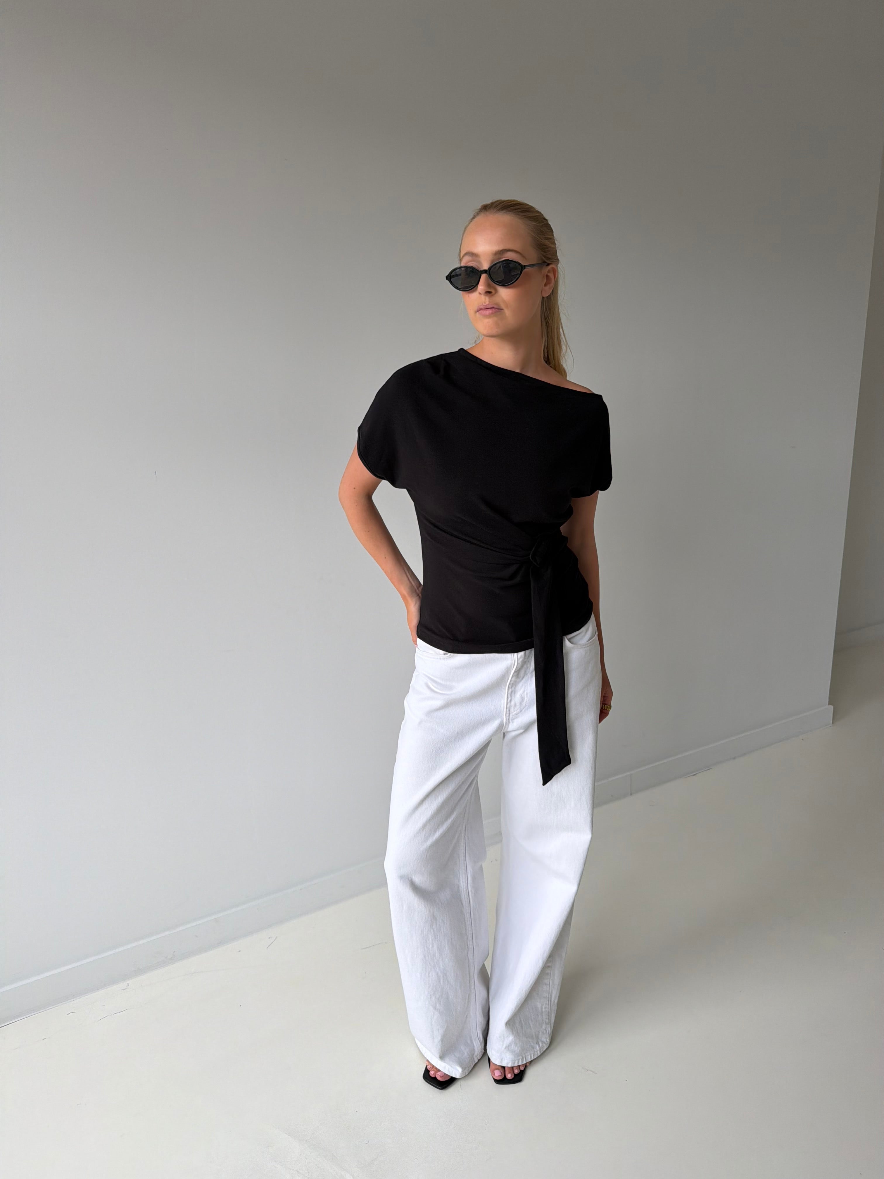 Ary | Belted Top Black