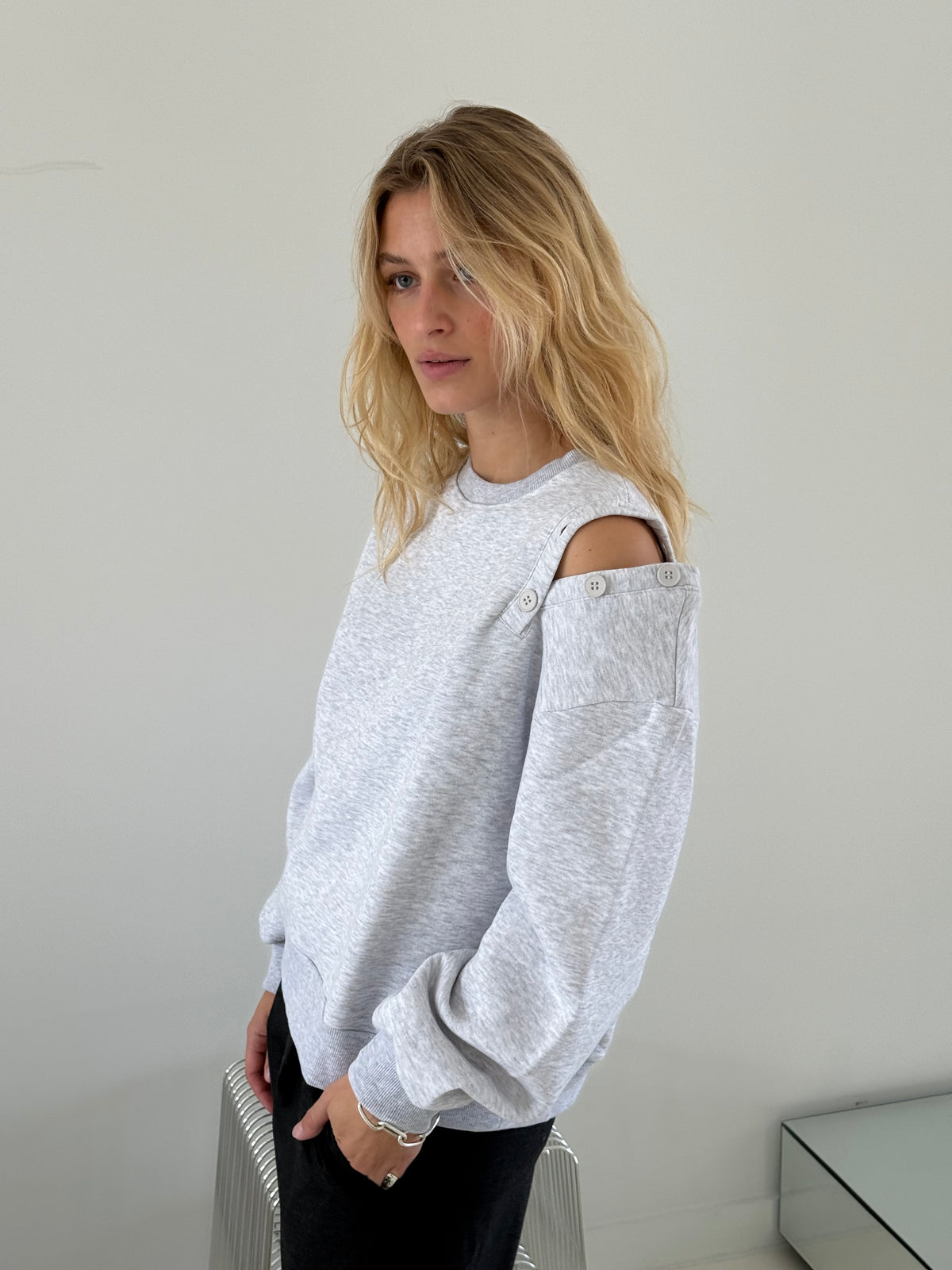 Bailey | Buttoned Sweatshirt