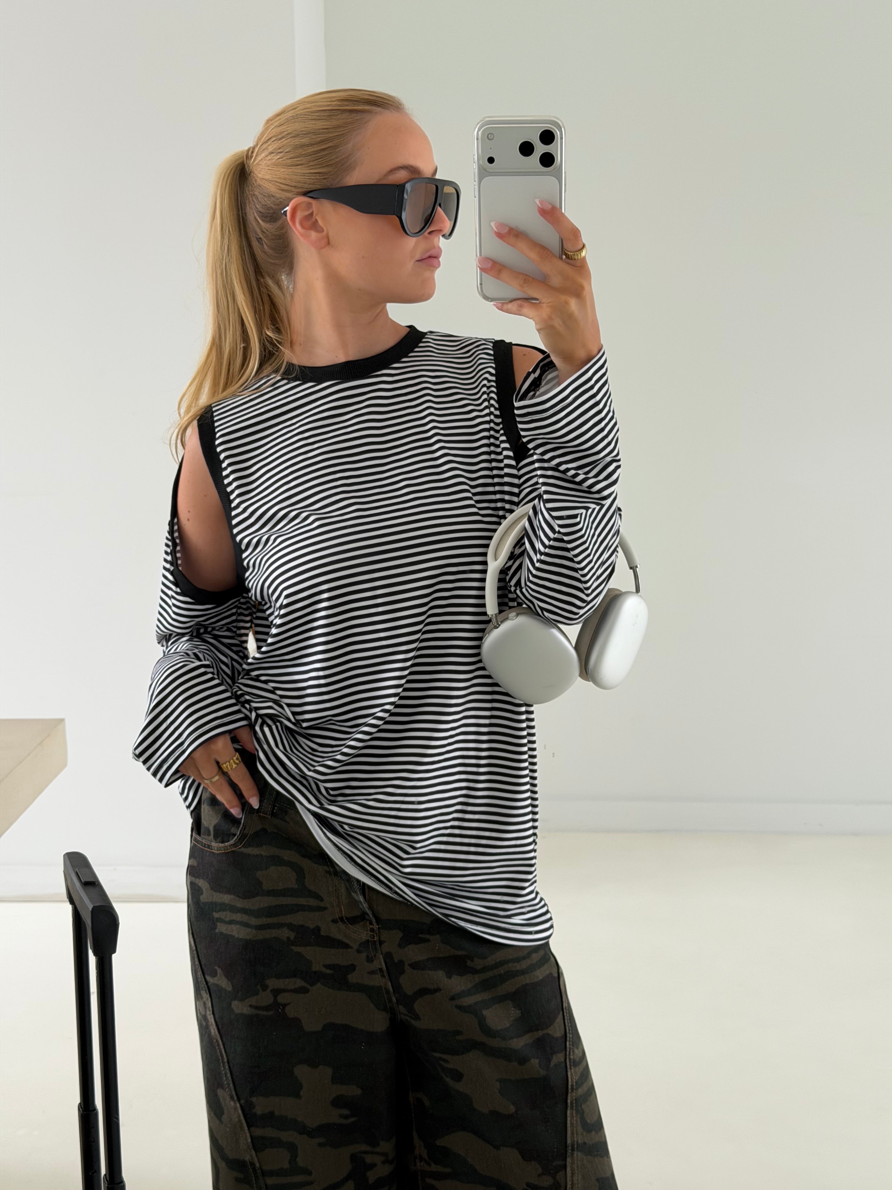 Aria | Cut-Out Top