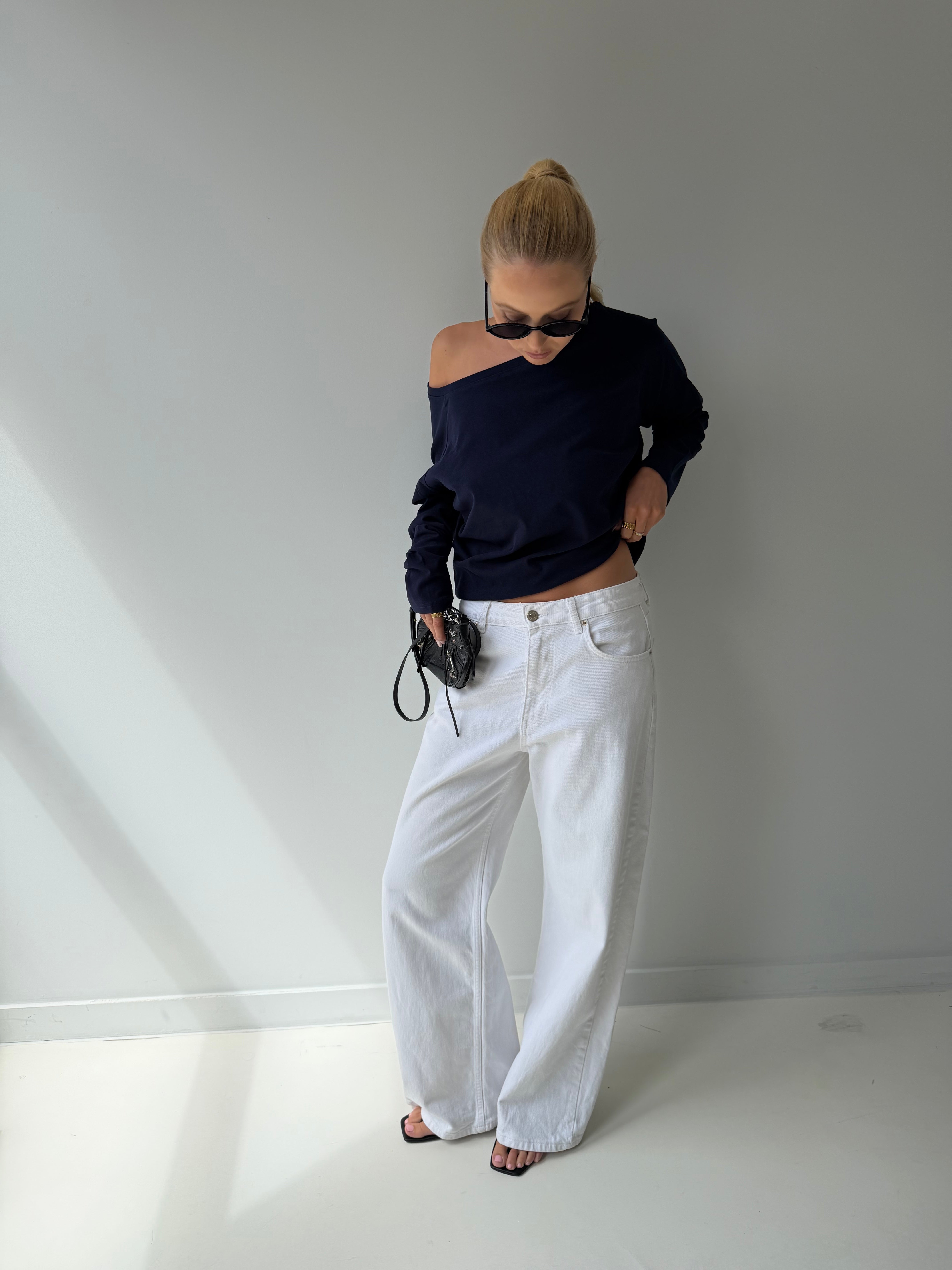 Aris | One Shoulder Longsleeve Top - Navy
