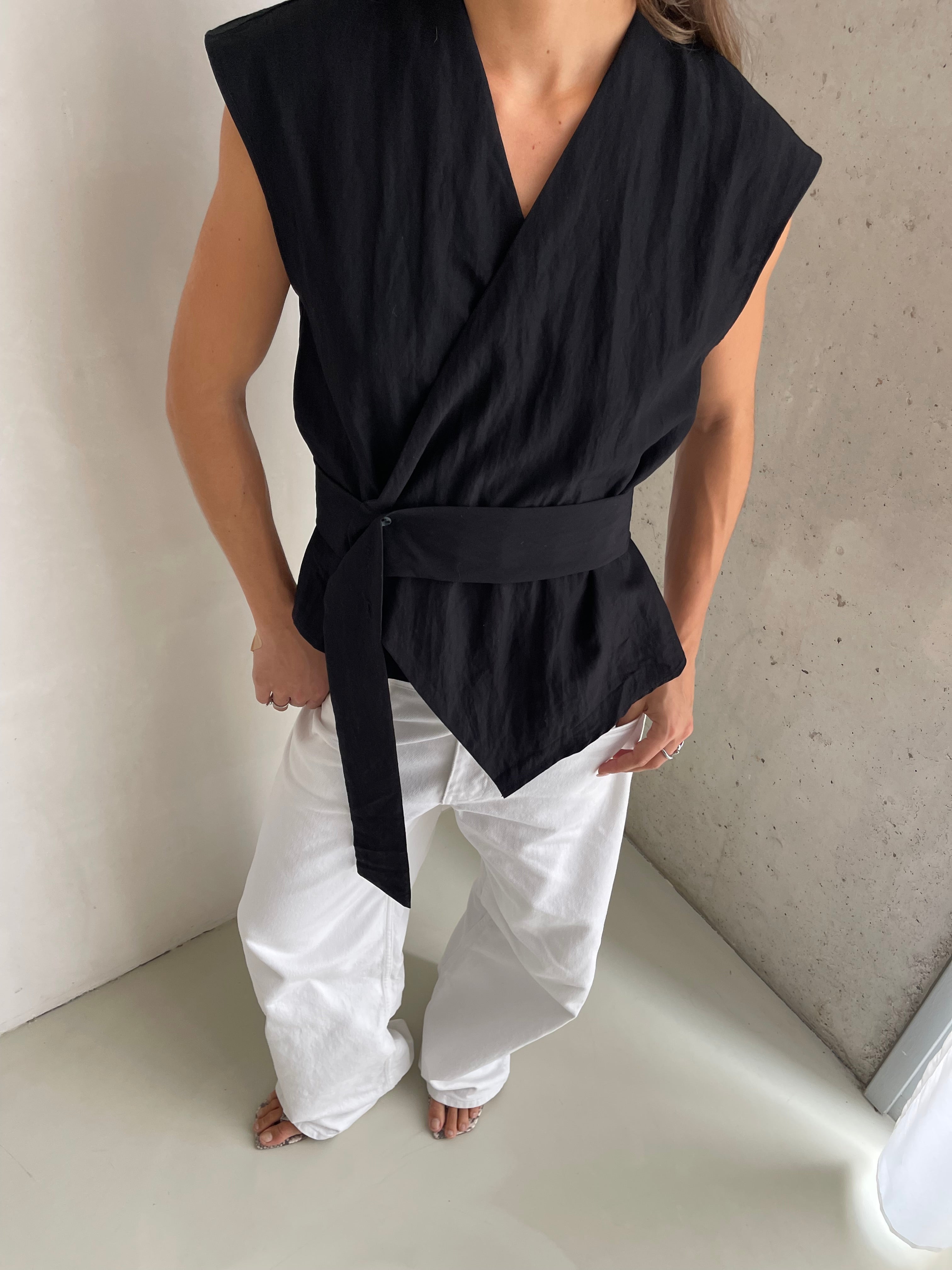 Aura | Waist Band Top
