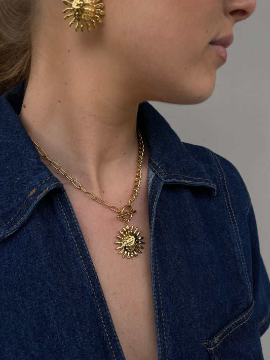 Maya | Sun Big Necklace Gold Tone