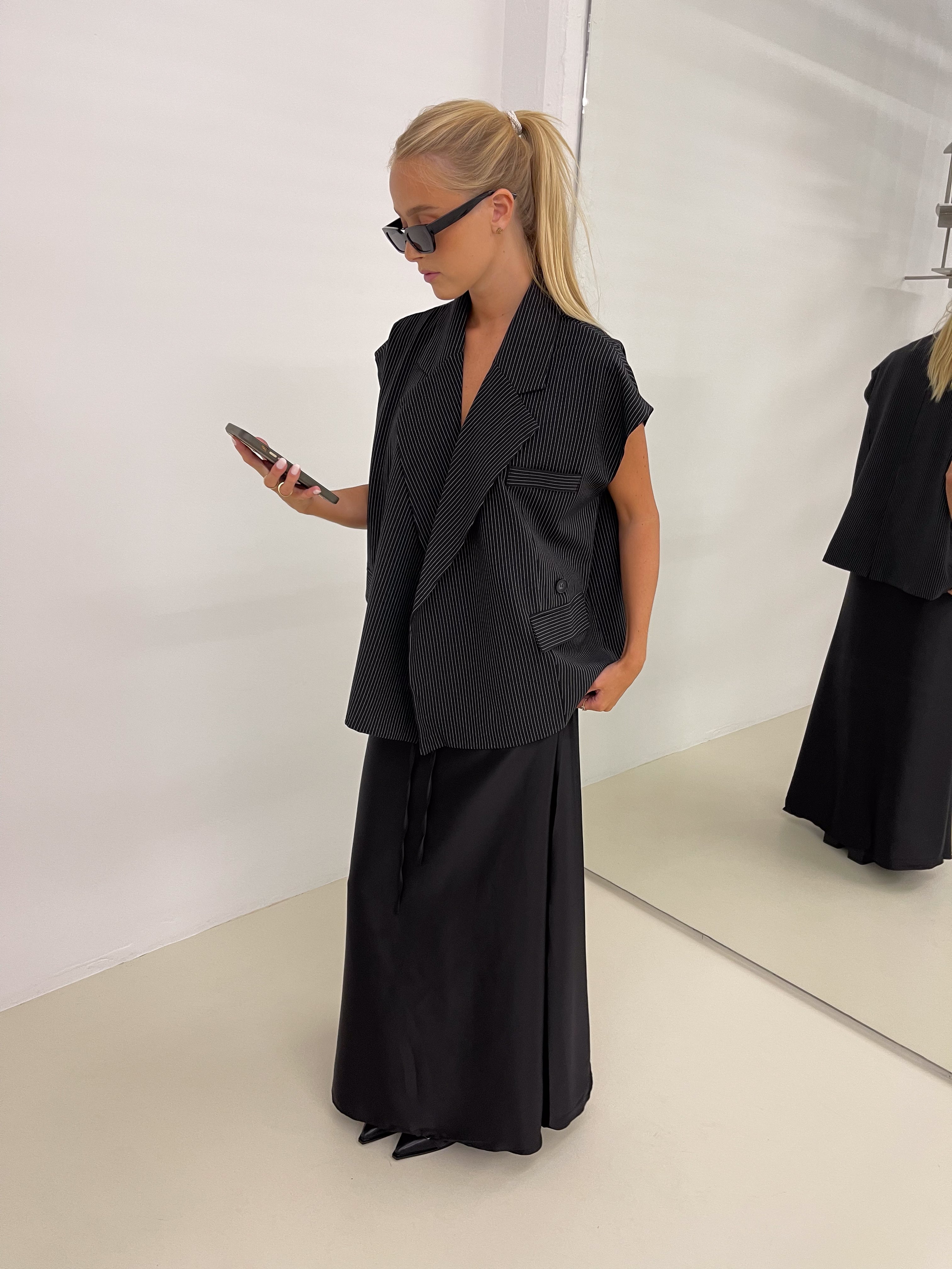 Ivy | Satin Skirt - Black