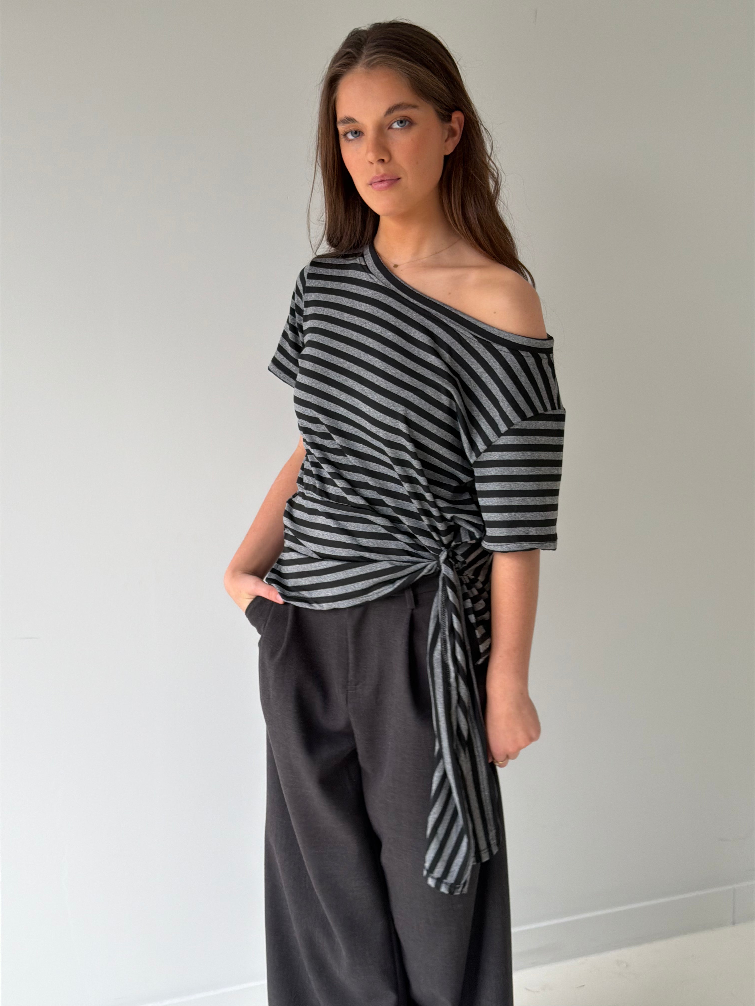 Ayleen | Striped Sied Tied Tshirt
