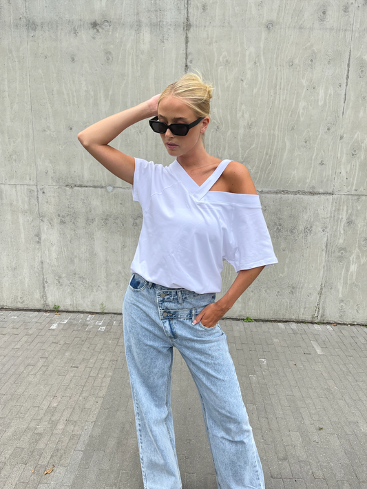 Amy | Drop Over Shoulder White