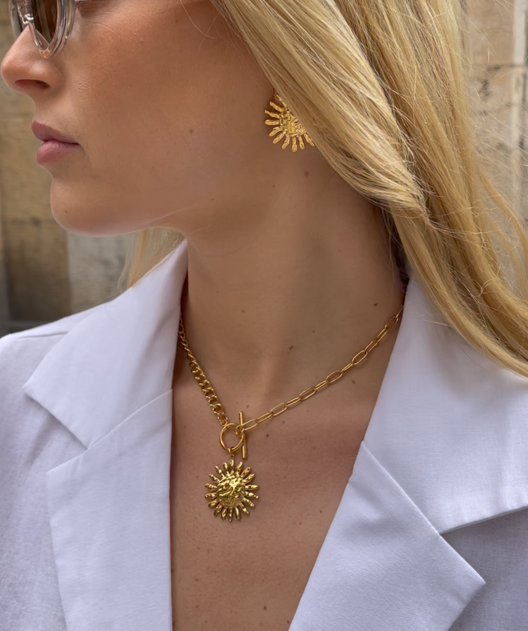 Maya | Sun Big Necklace Gold Tone