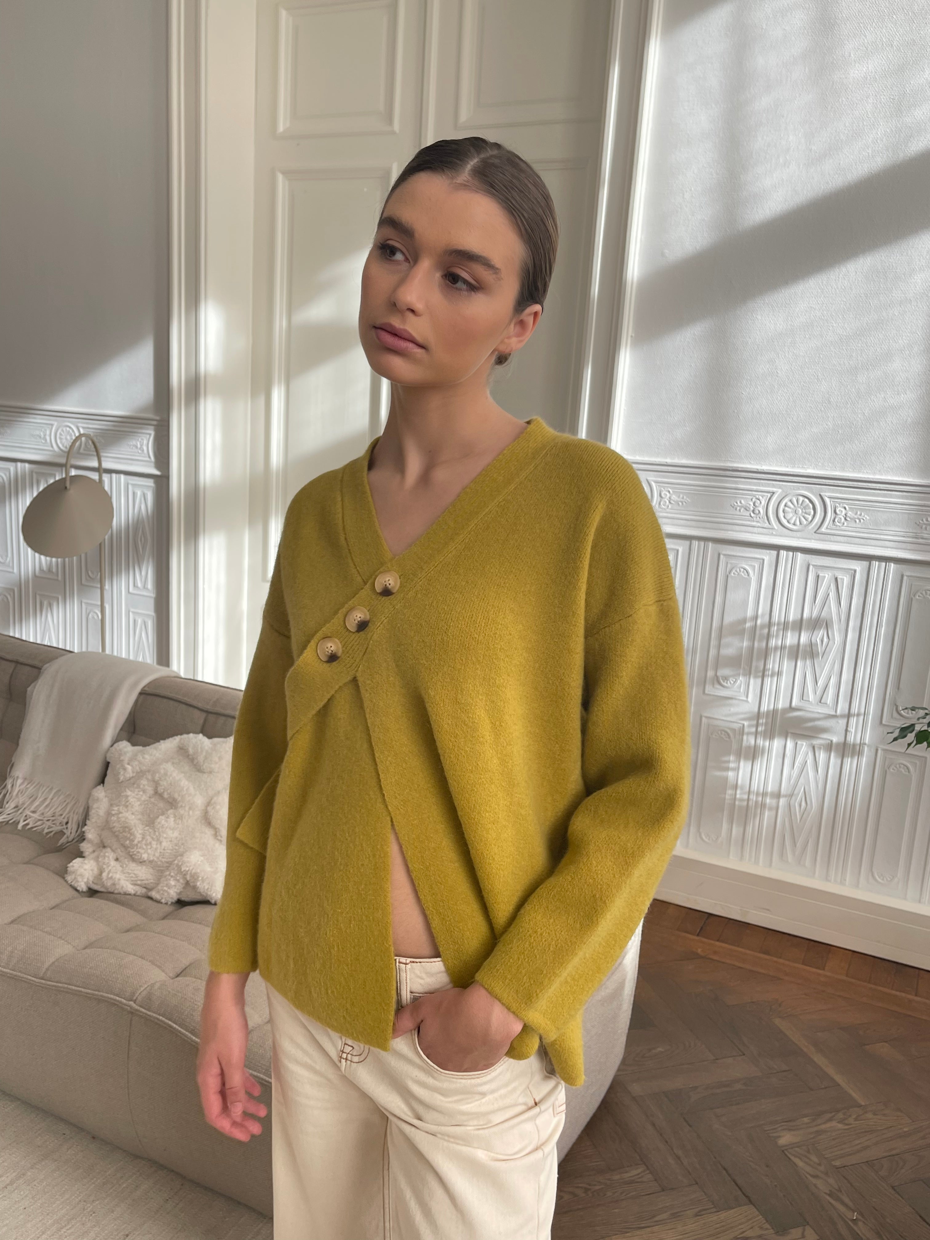 Bryn | Assymetric Knitted Cardigan Olive